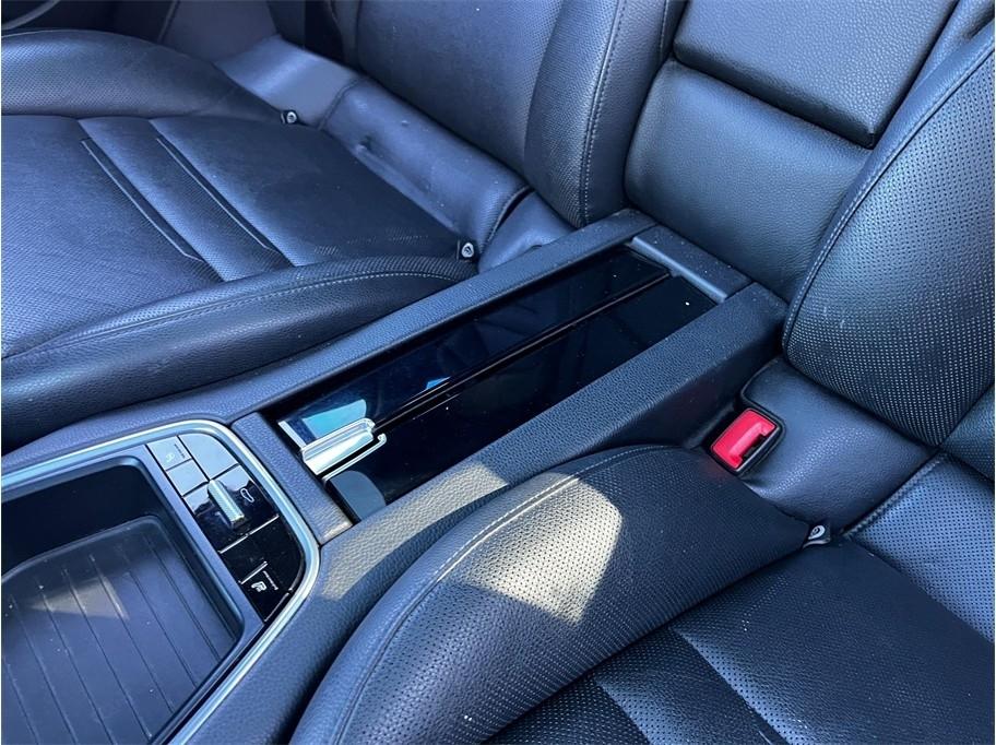 Porsche Panamera 4 2019