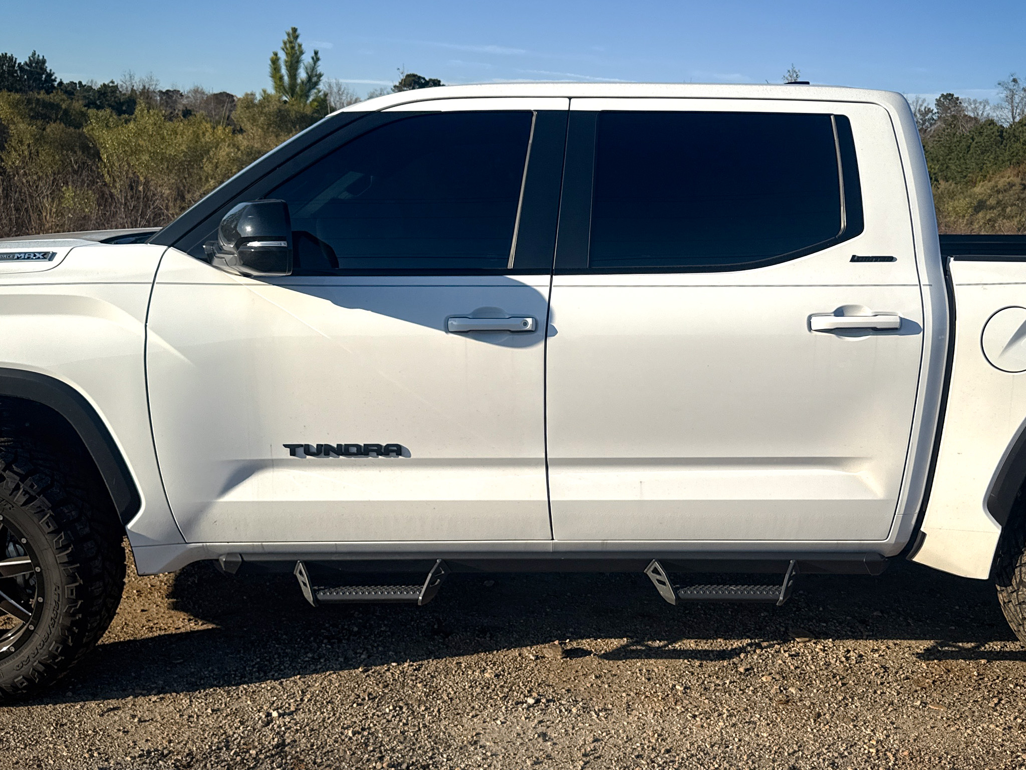 Toyota Tundra 4WD Limited Hybrid CrewMax 5.5' Bed (Natl) 2025