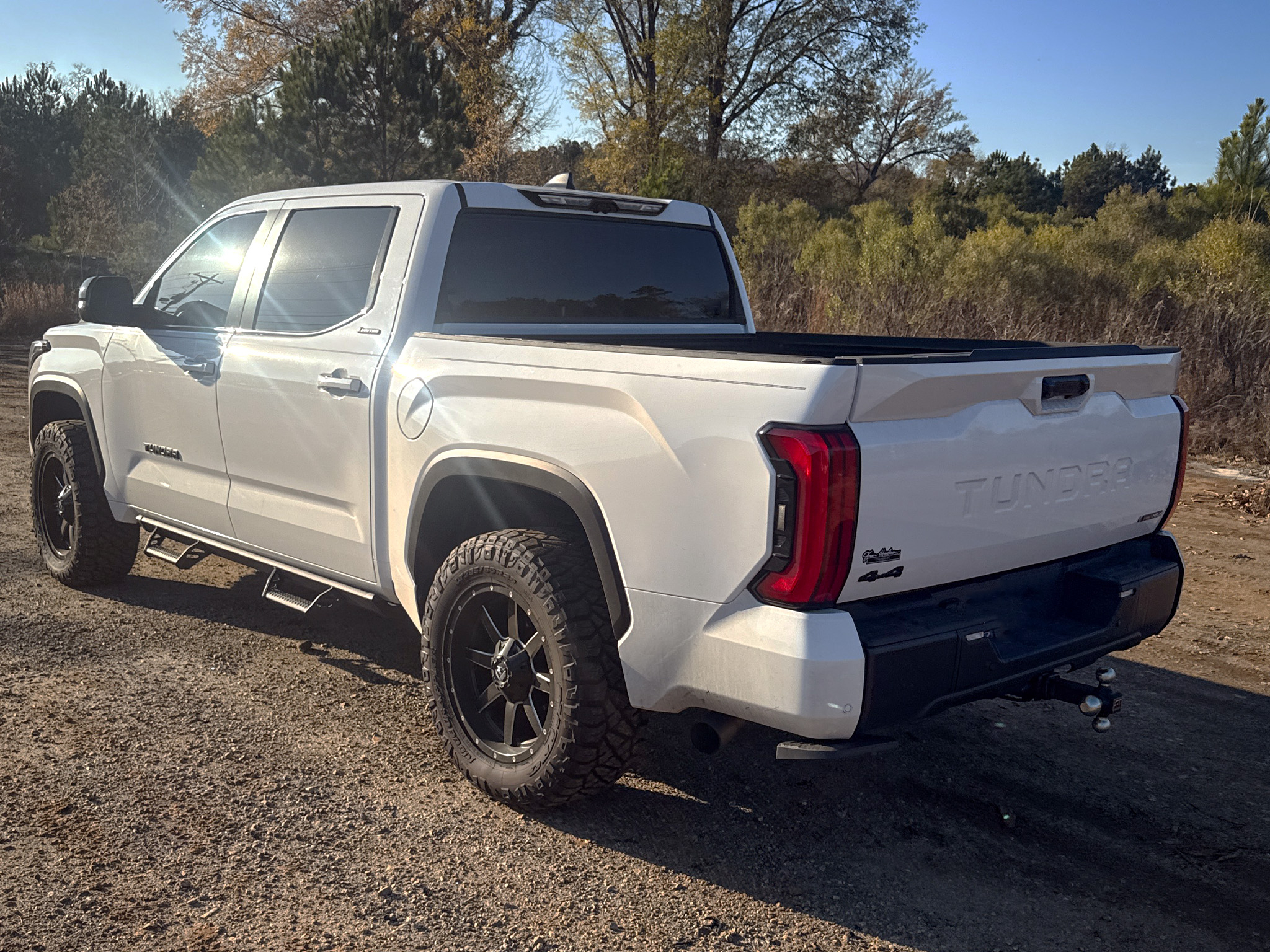 Toyota Tundra 4WD Limited Hybrid CrewMax 5.5' Bed (Natl) 2025