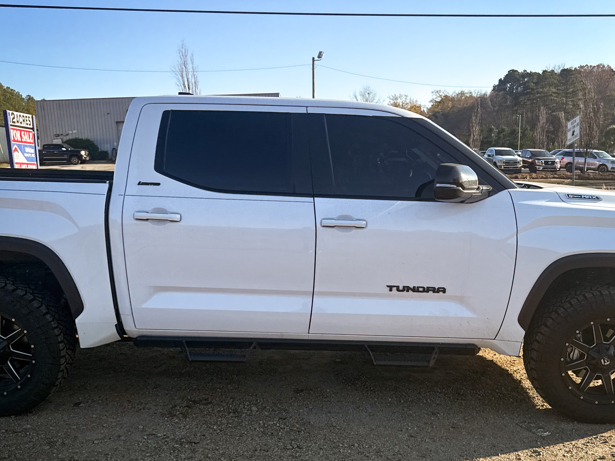 Toyota Tundra 4WD Limited Hybrid CrewMax 5.5' Bed (Natl) 2025