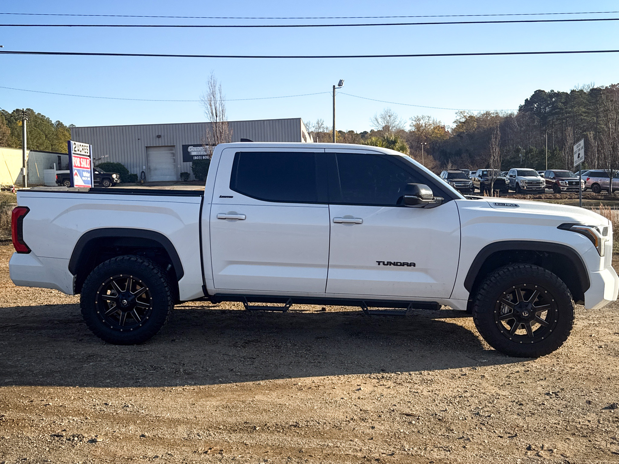 Toyota Tundra 4WD Limited Hybrid CrewMax 5.5' Bed (Natl) 2025