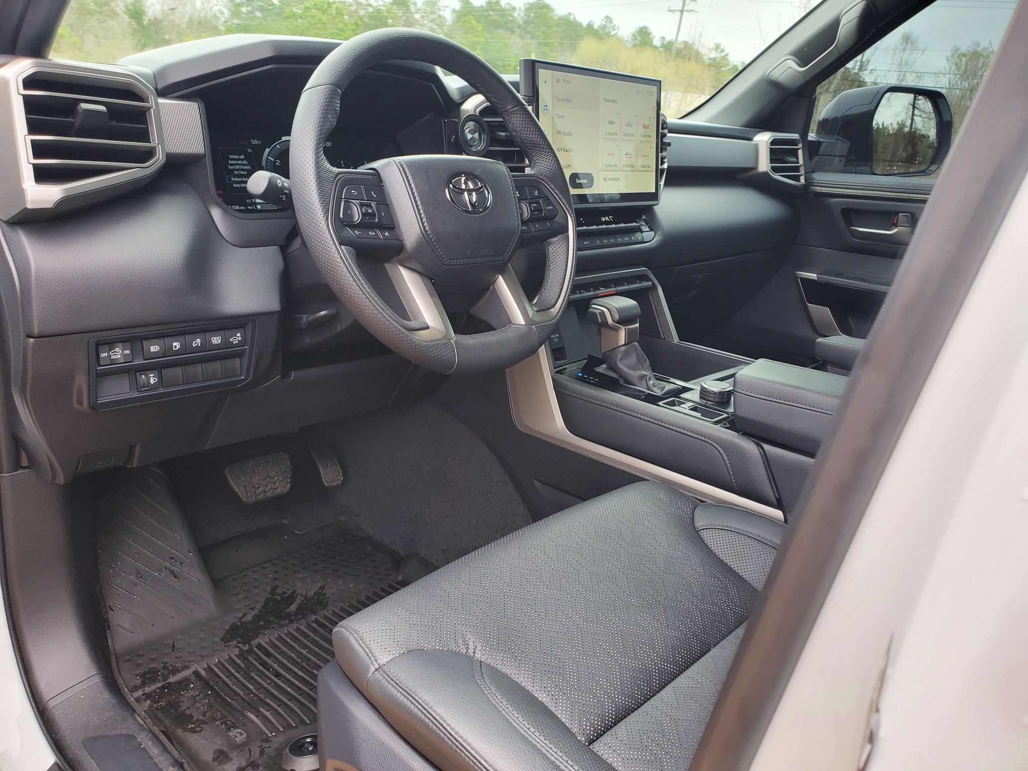 Toyota Tundra 4WD  2025