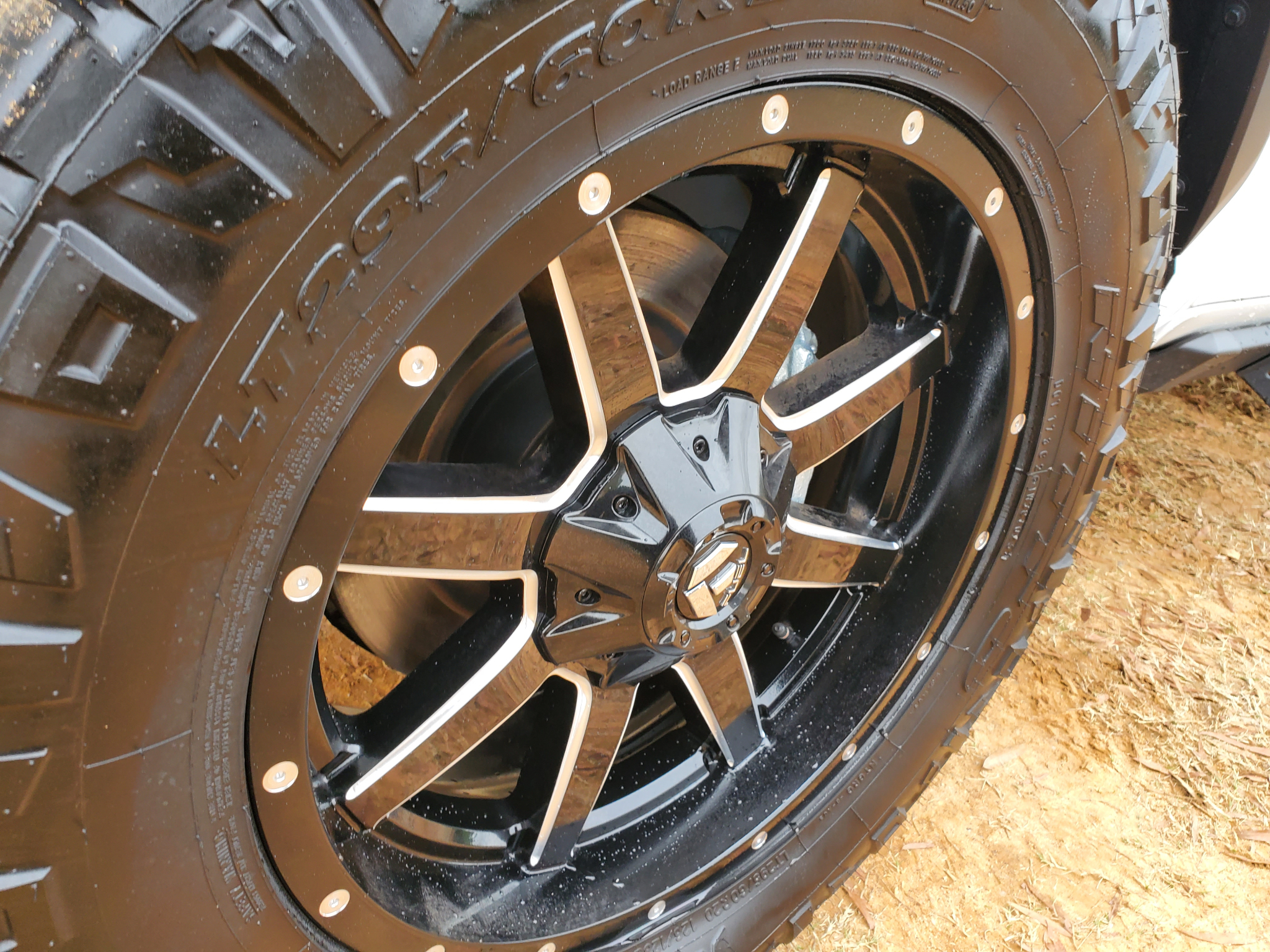 Toyota Tundra 4WD  2025