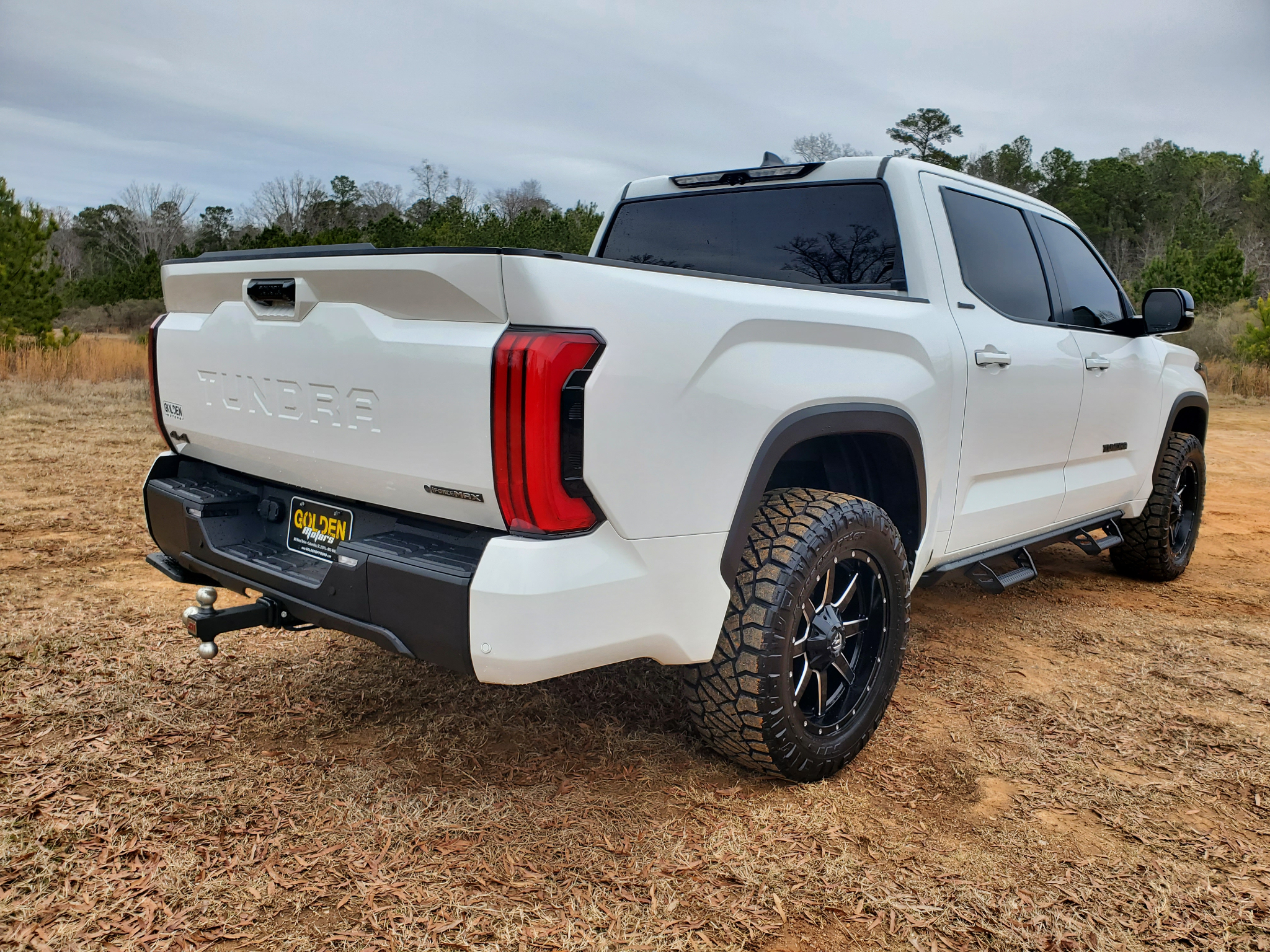 Toyota Tundra 4WD  2025