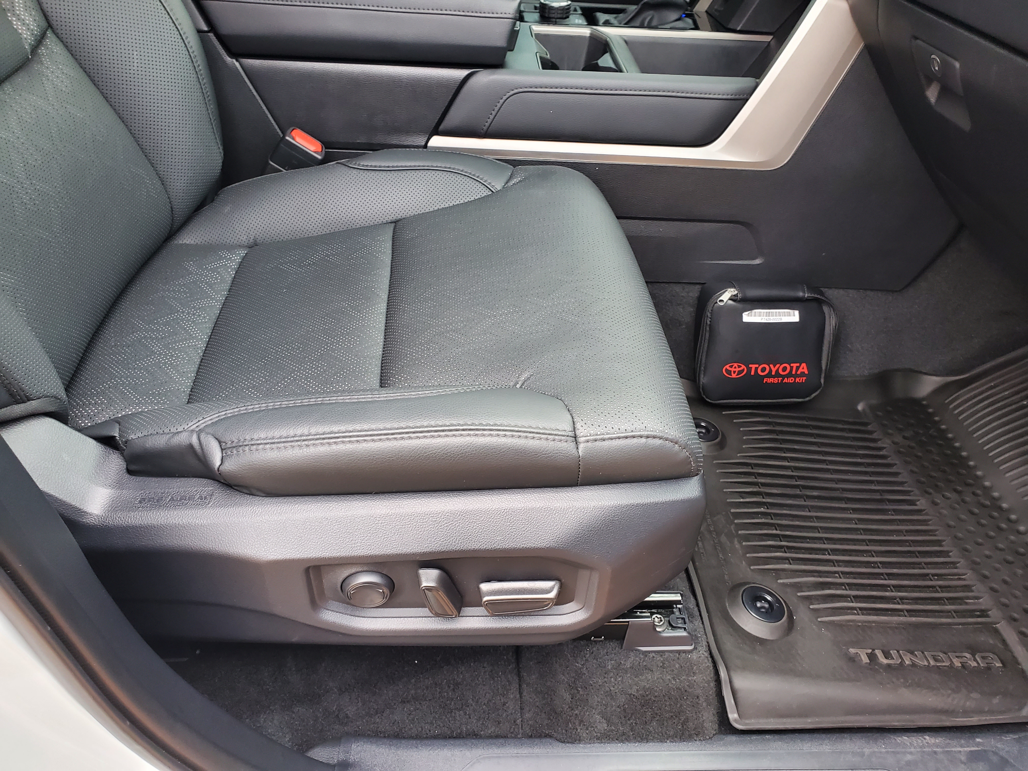 Toyota Tundra 4WD  2025