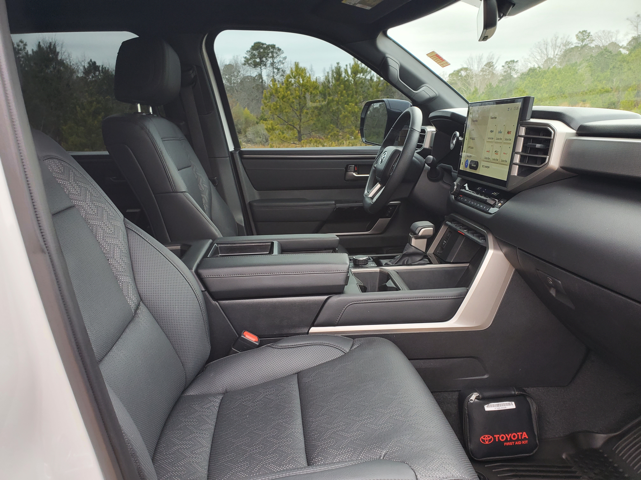 Toyota Tundra 4WD  2025