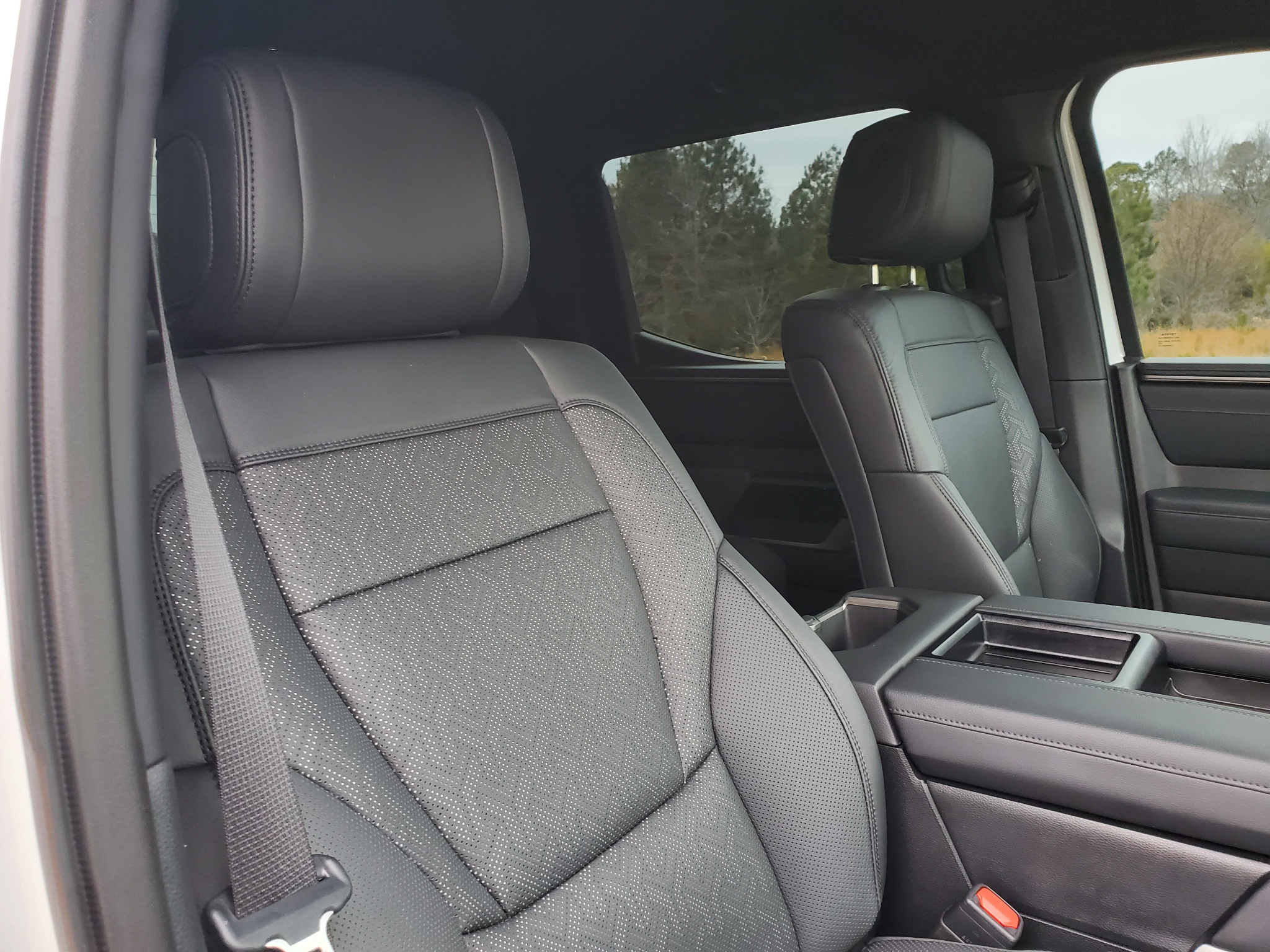 Toyota Tundra 4WD  2025