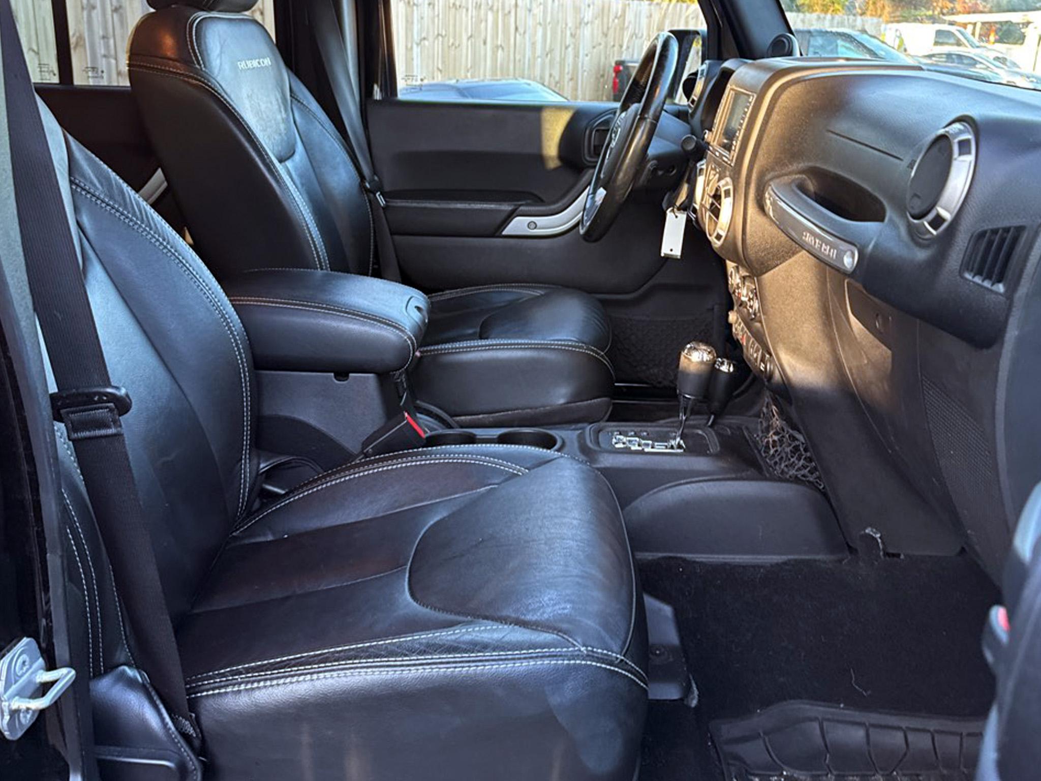 Jeep Wrangler Unlimited 4WD 4dr Rubicon X 2014