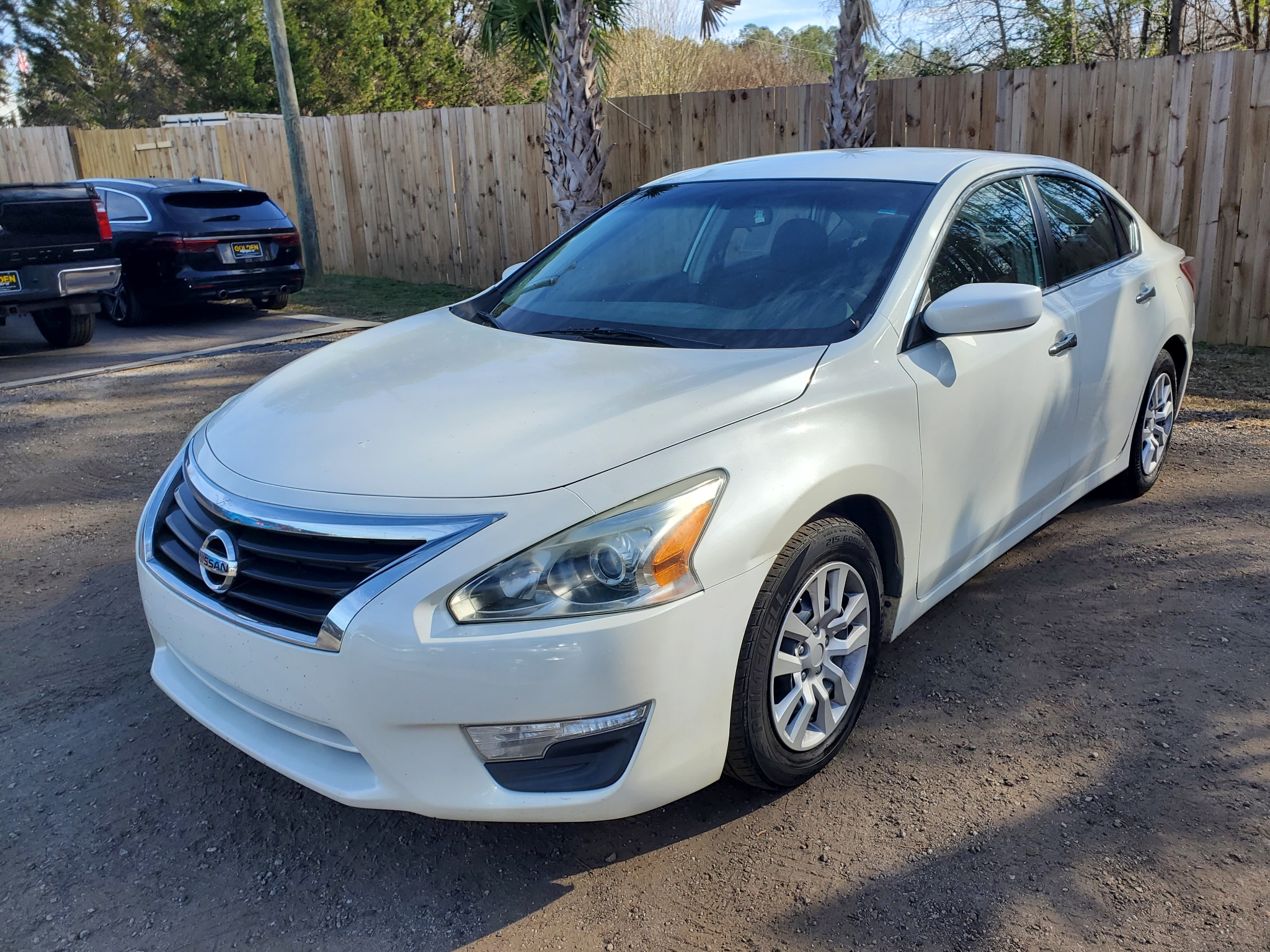 Nissan Altima 4dr Sdn I4 2.5 S 2013
