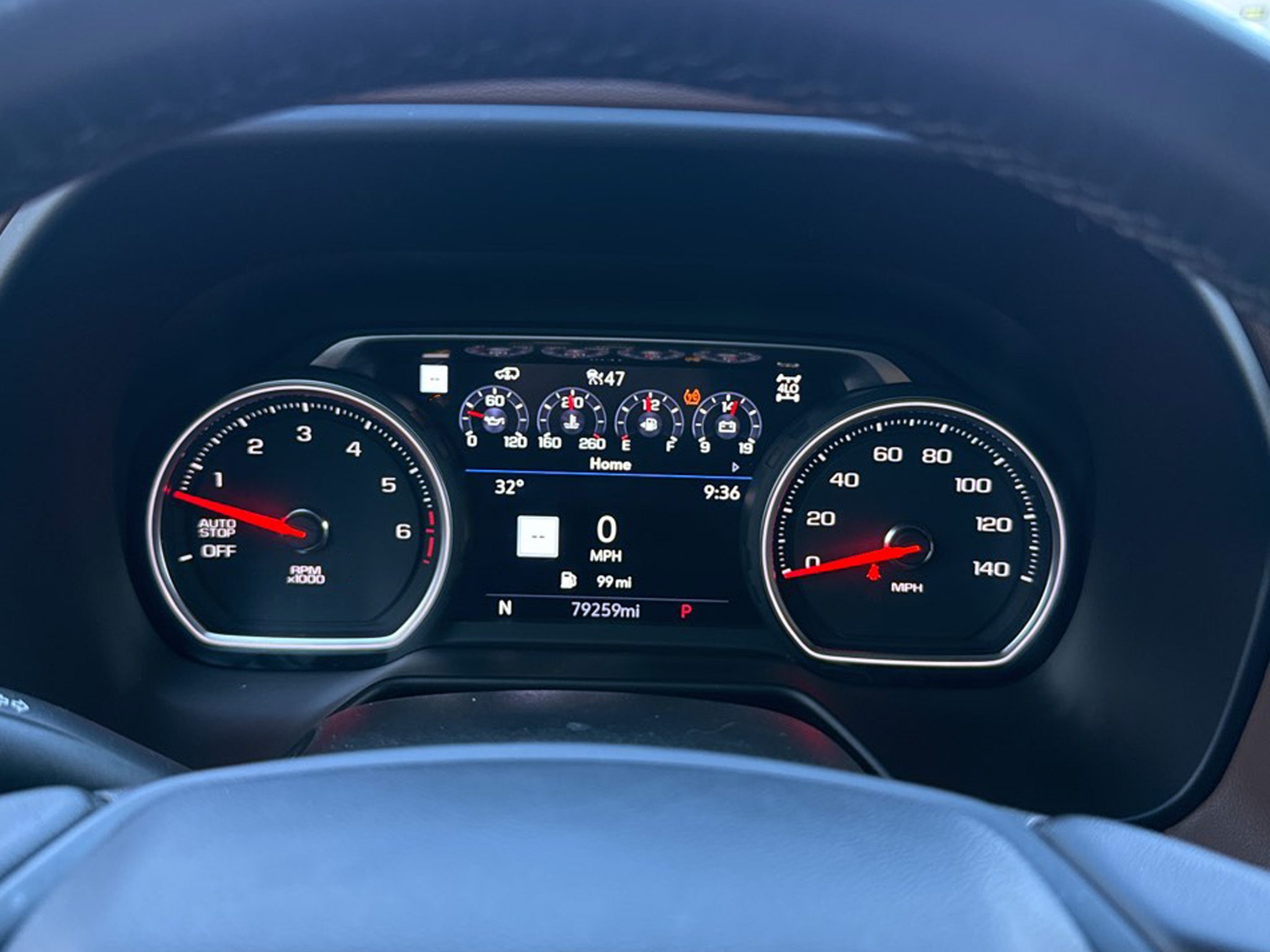 Chevrolet Suburban 4WD 4dr High Country 2021