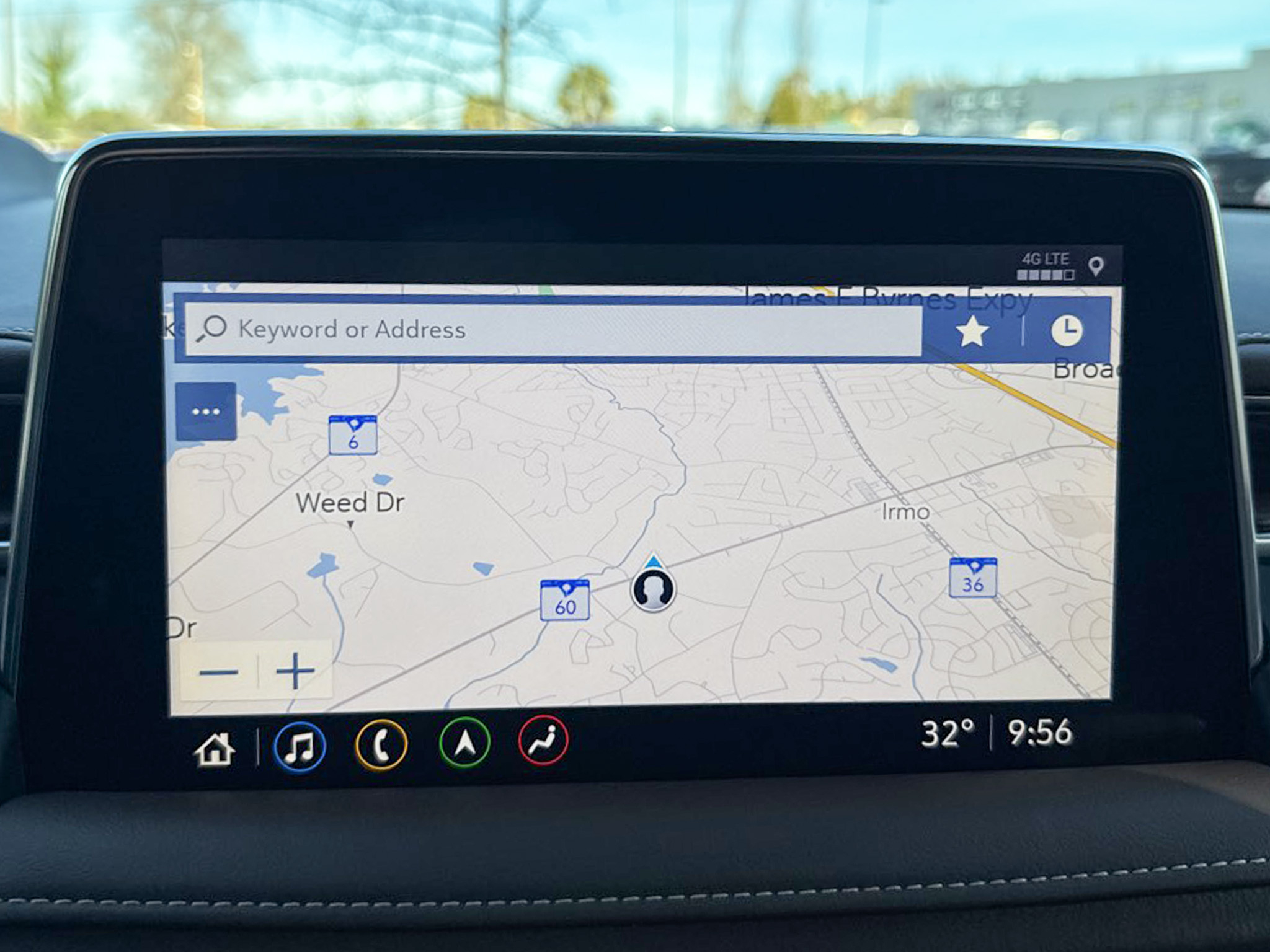 Chevrolet Suburban 4WD 4dr High Country 2021