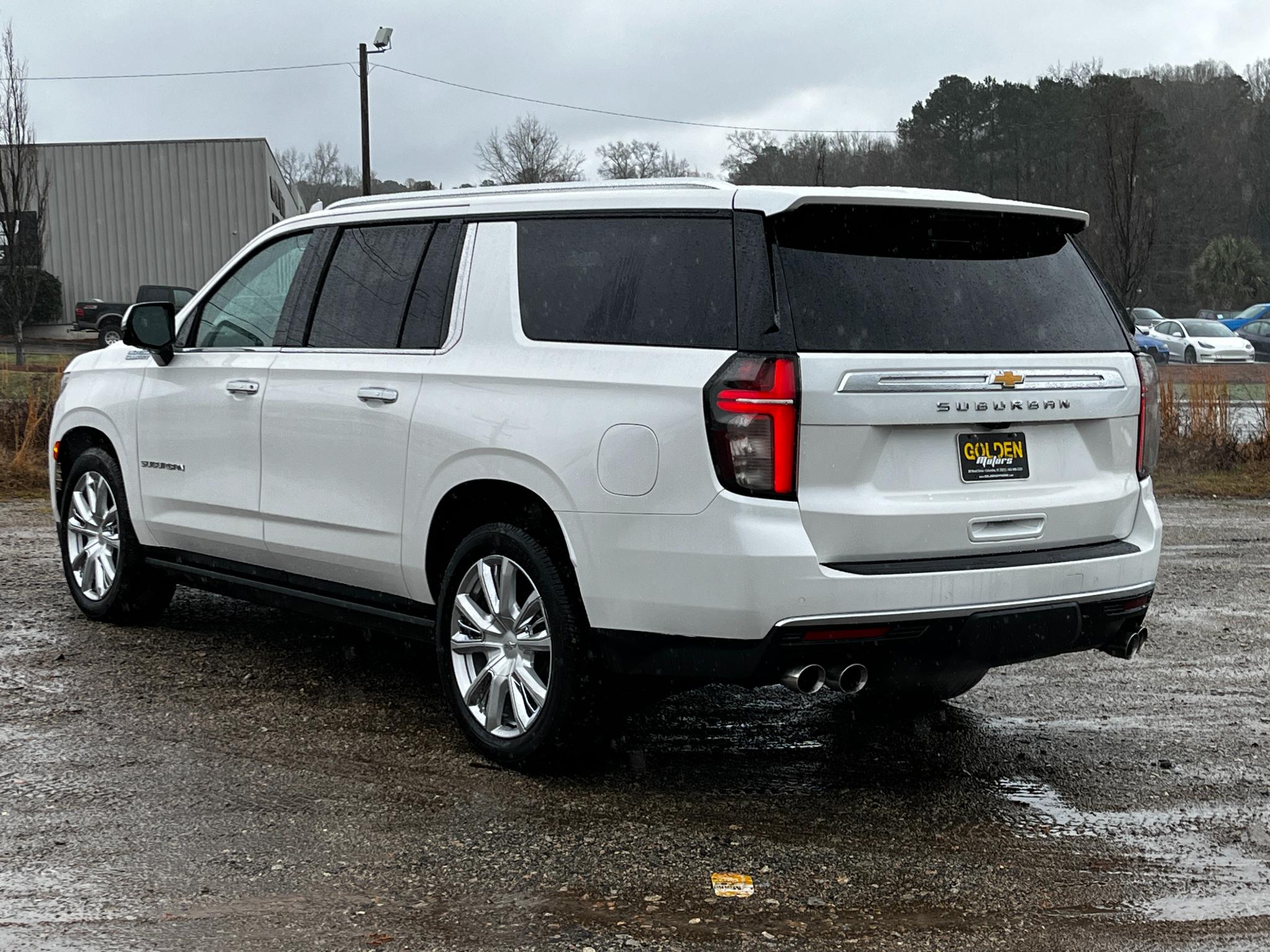 Chevrolet Suburban 4WD 4dr High Country 2021