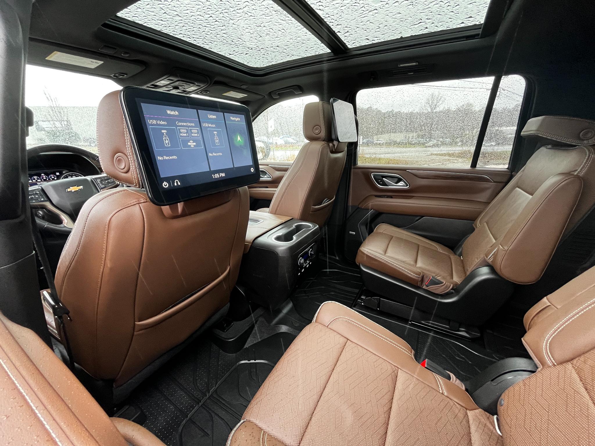 Chevrolet Suburban 4WD 4dr High Country 2021