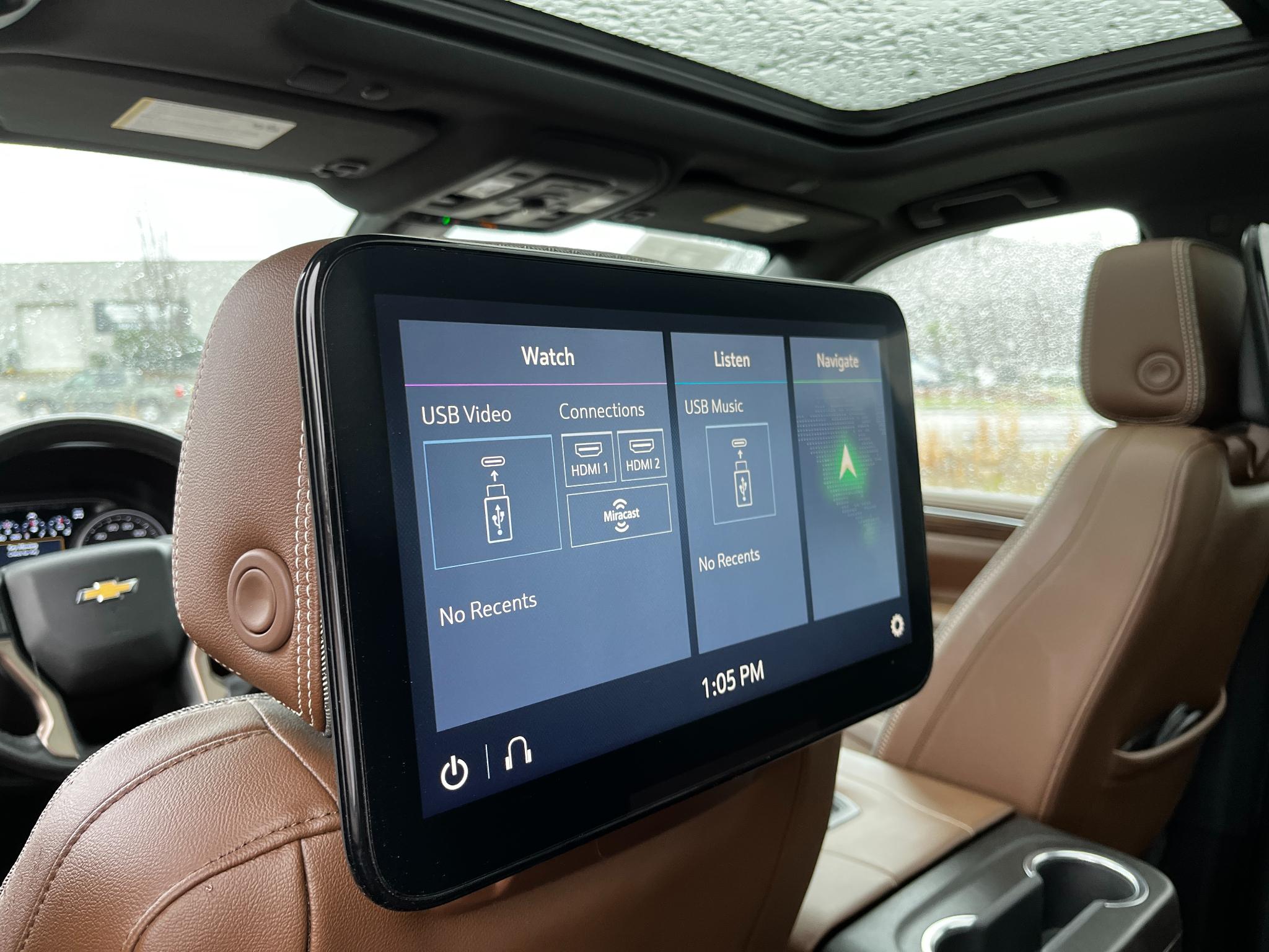 Chevrolet Suburban 4WD 4dr High Country 2021