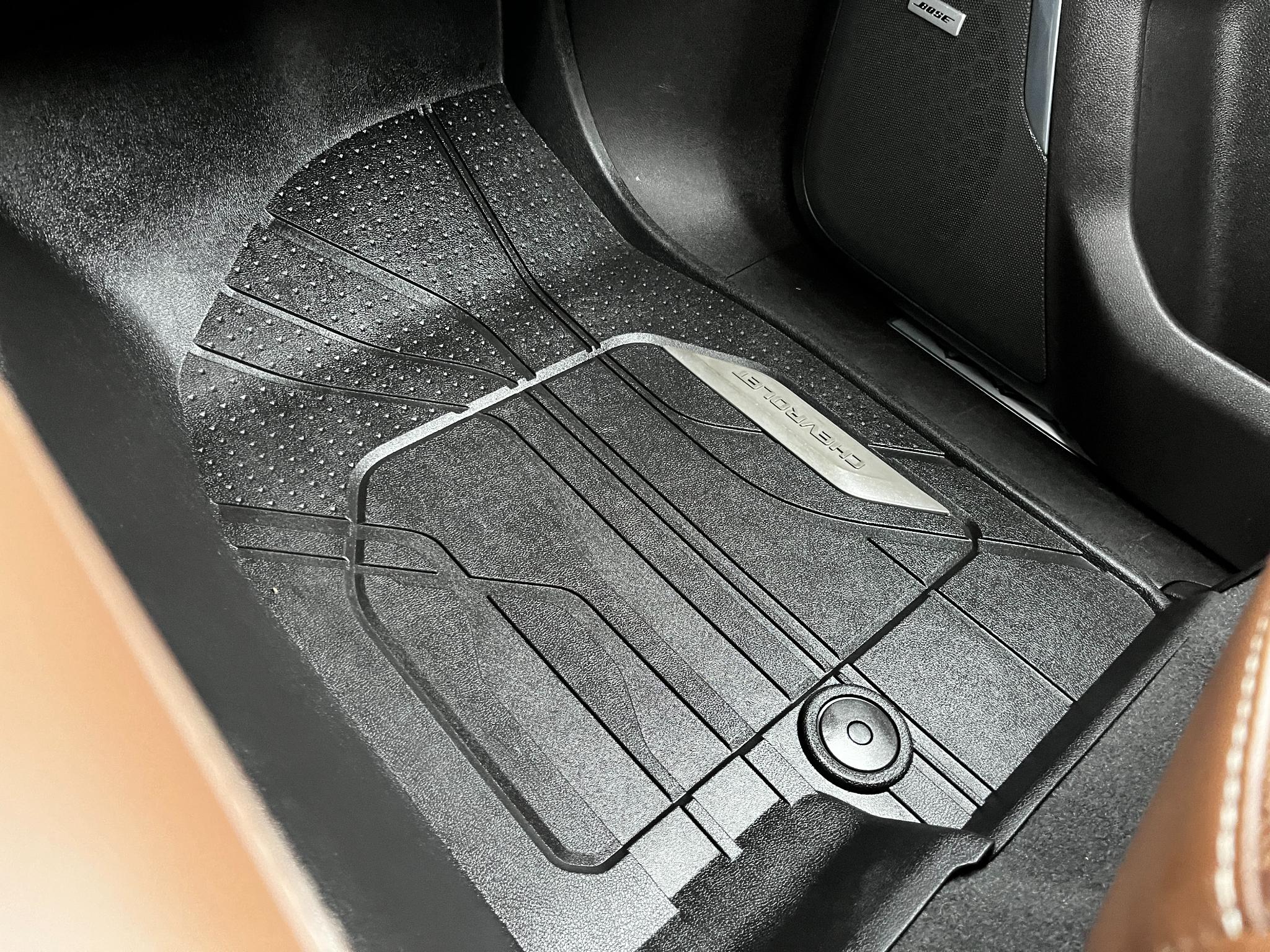 Chevrolet Suburban 4WD 4dr High Country 2021