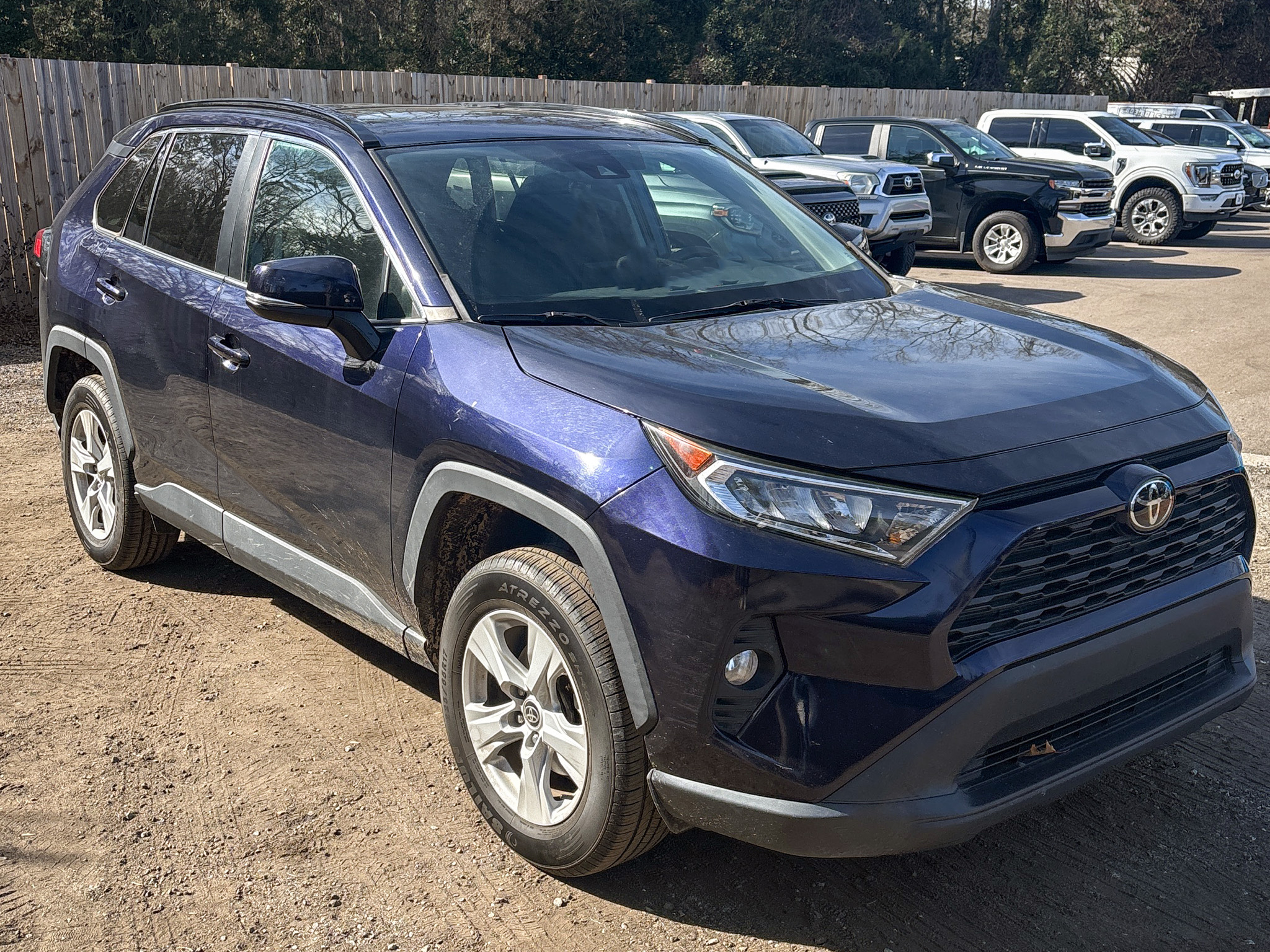 Toyota RAV4 XLE 2021