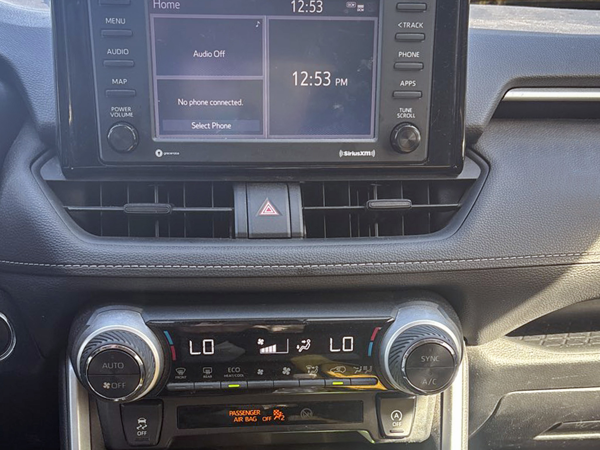 Toyota RAV4 XLE 2021