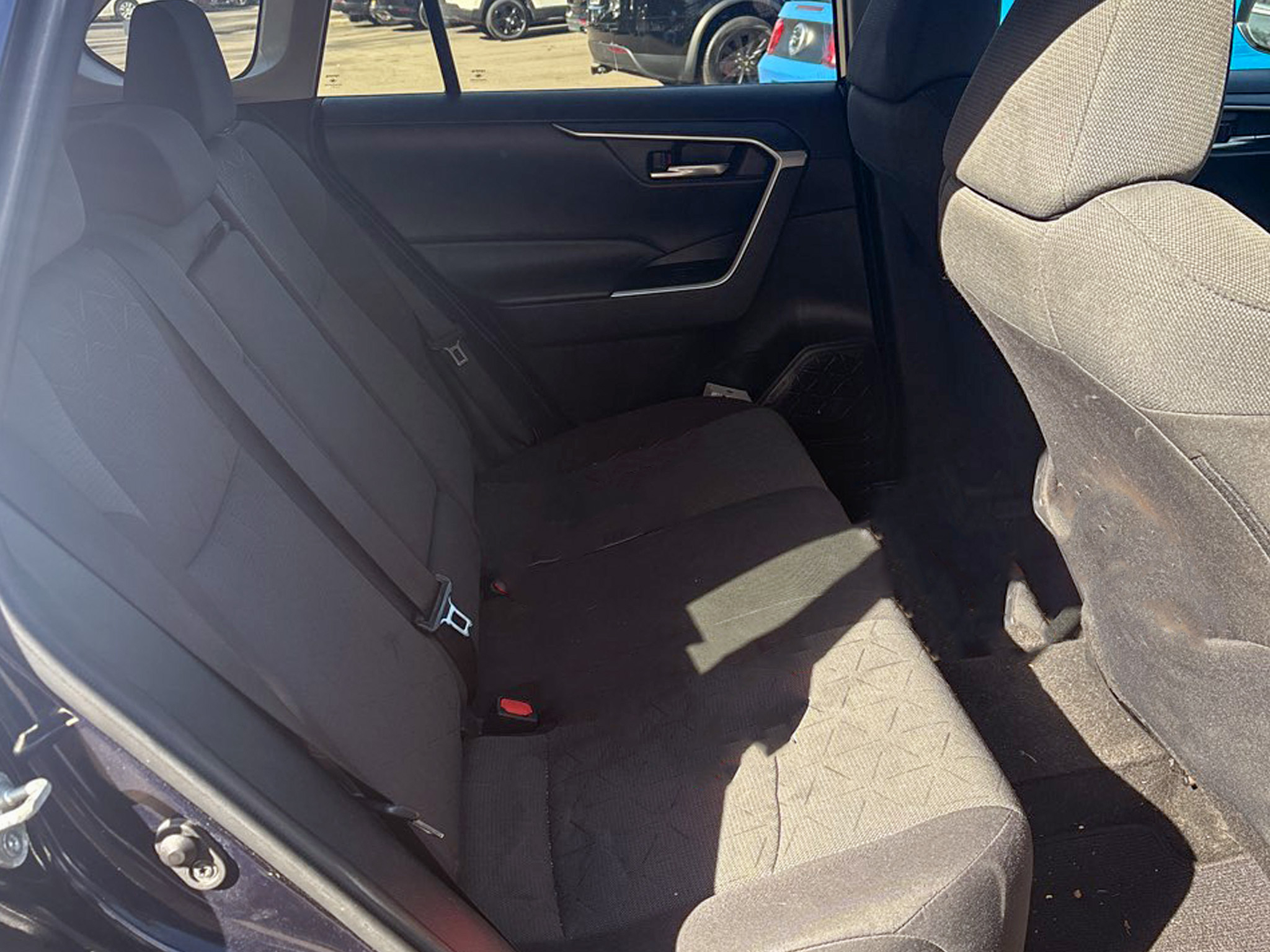 Toyota RAV4 XLE 2021