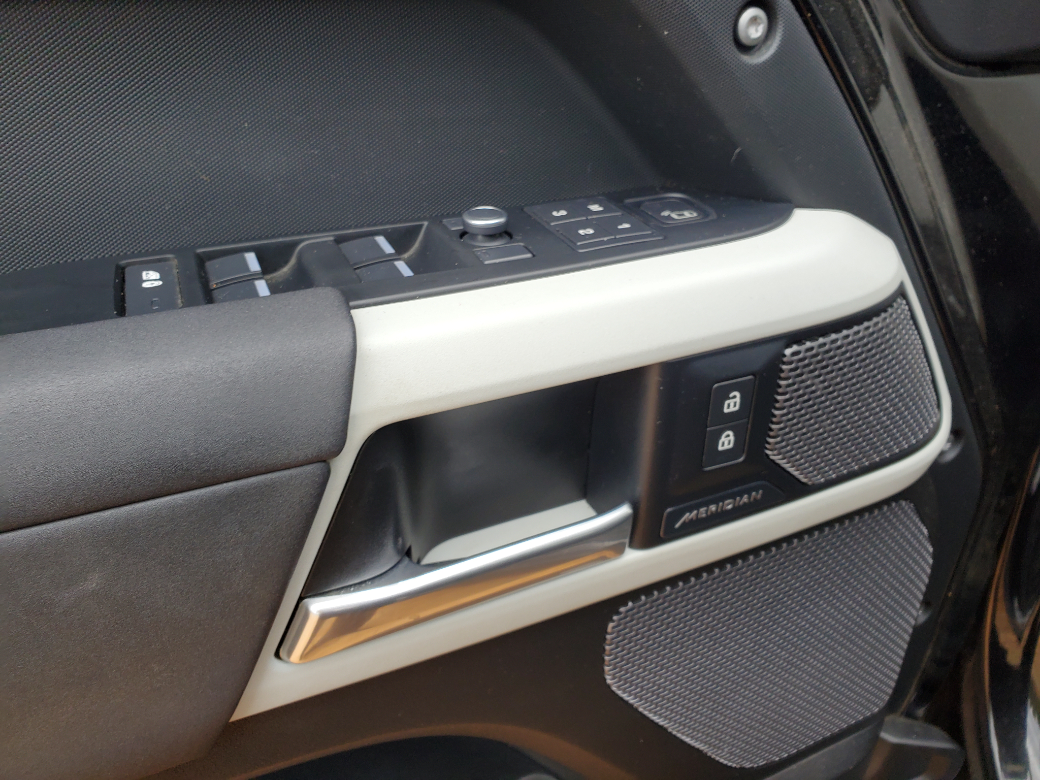 Land Rover Defender 110 SE AWD 2020