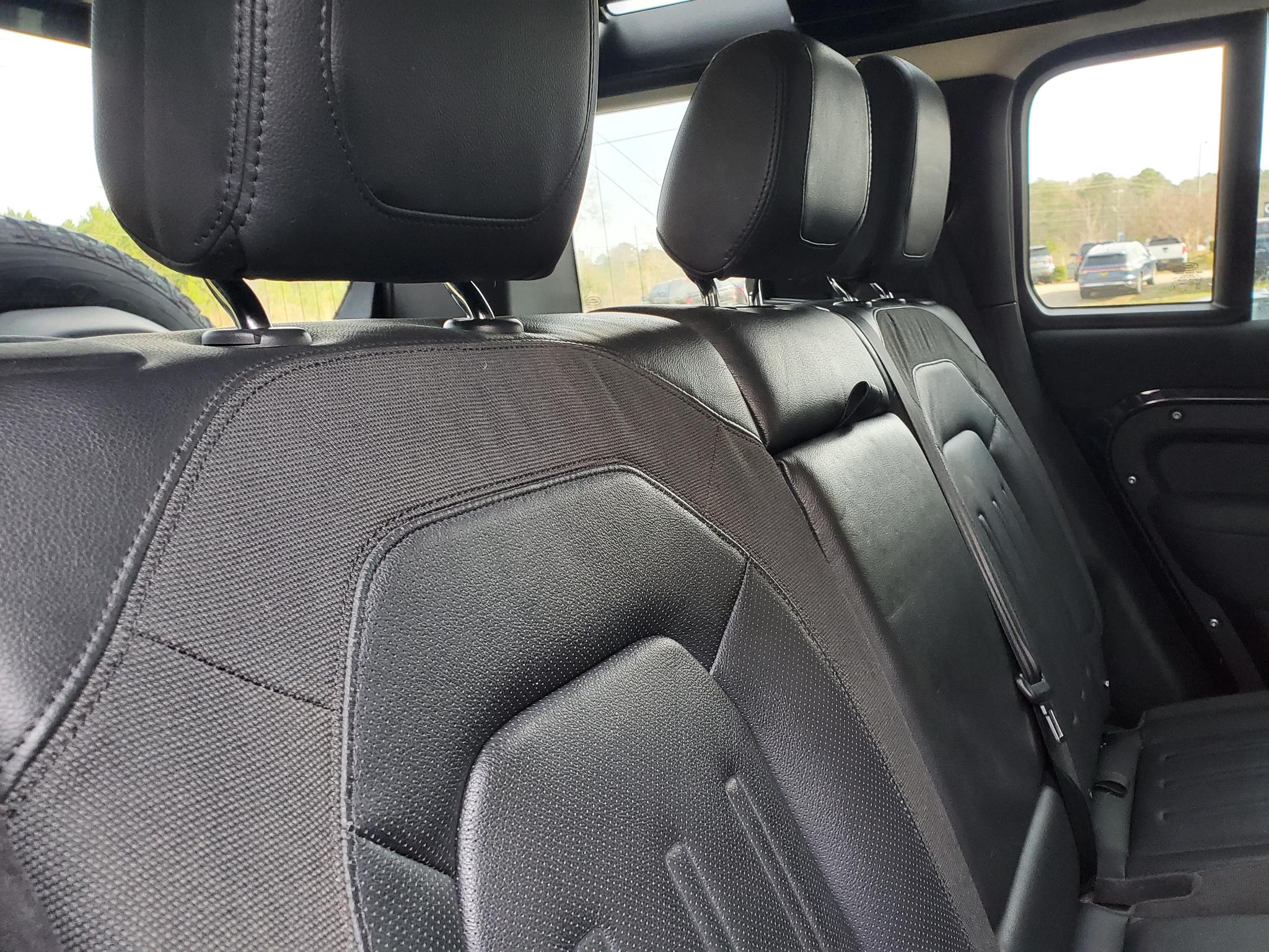 Land Rover Defender 110 SE AWD 2020