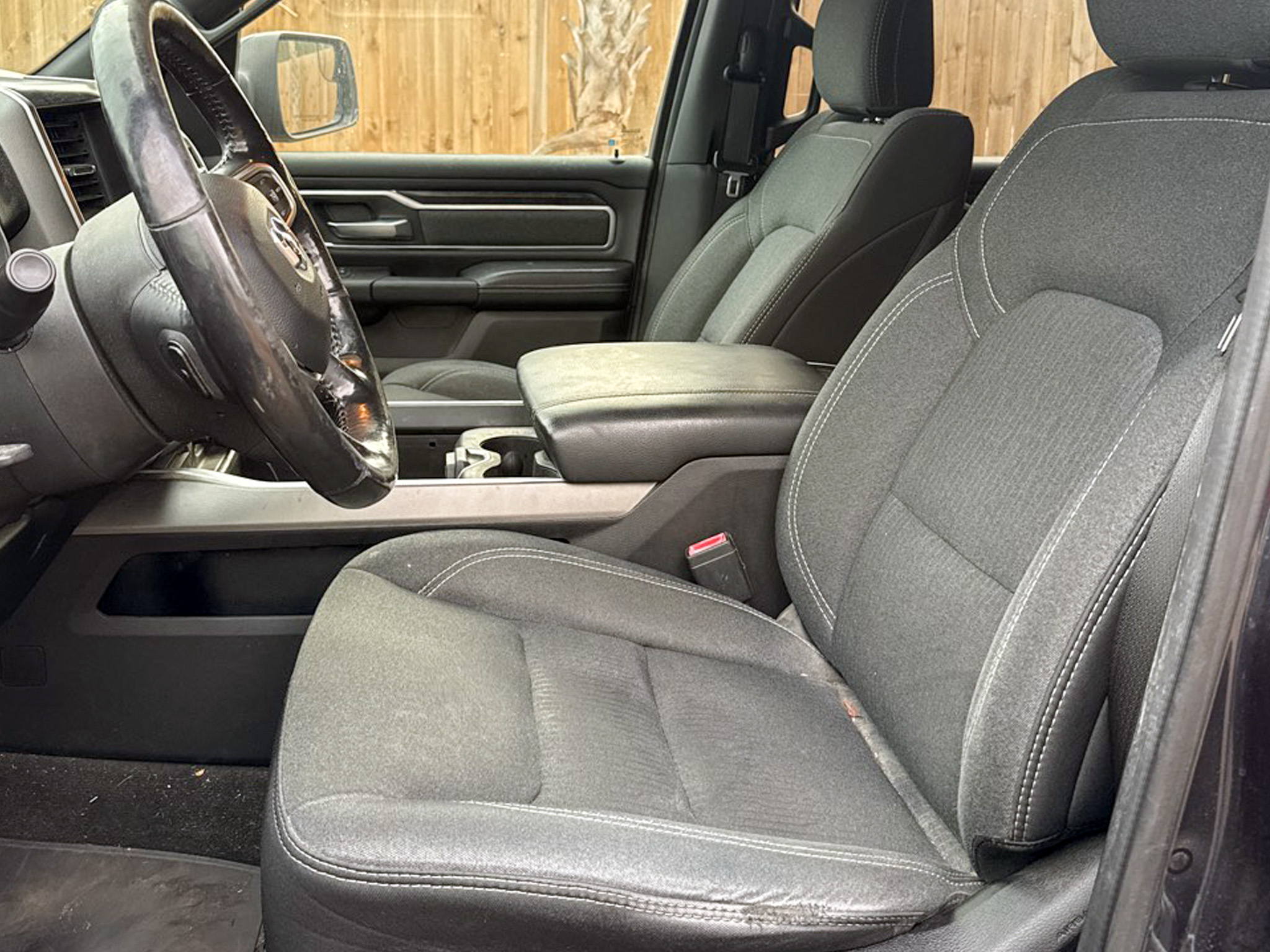 RAM 1500 Big Horn/Lone Star 4x4 Crew Cab 5'7" Box 2019