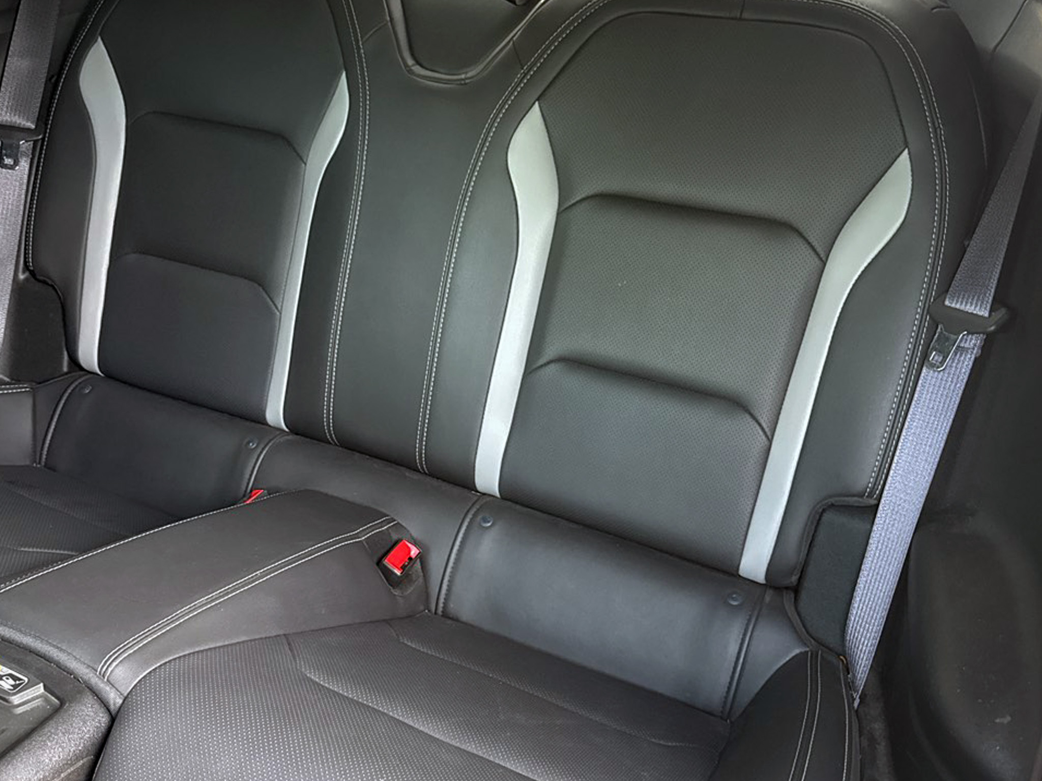 Chevrolet Camaro 2dr Cpe 2SS 2016