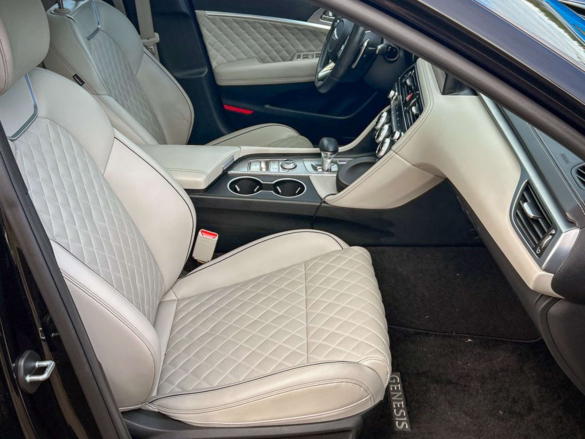 Genesis G70 3.3T RWD 2023