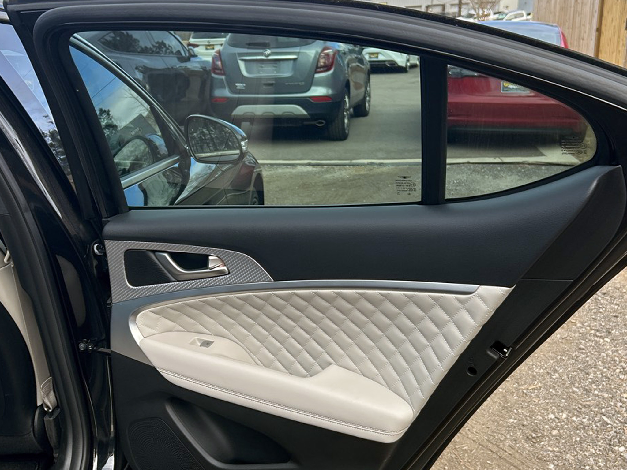 Genesis G70 3.3T RWD 2023