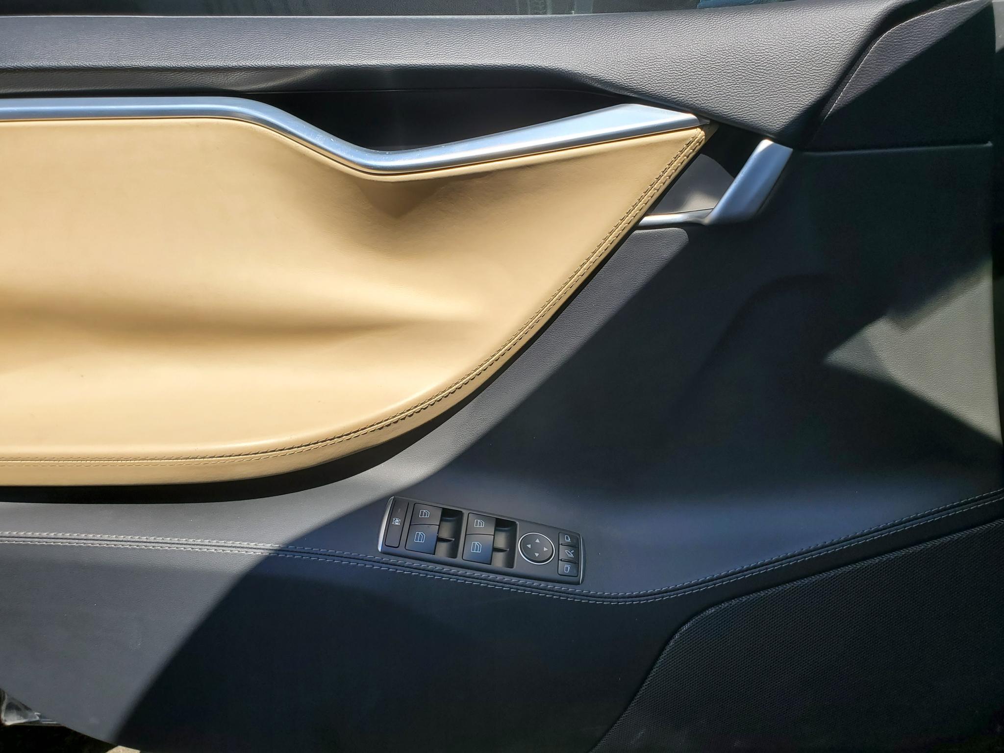Tesla Model S 4dr Sdn AWD 85D 2015