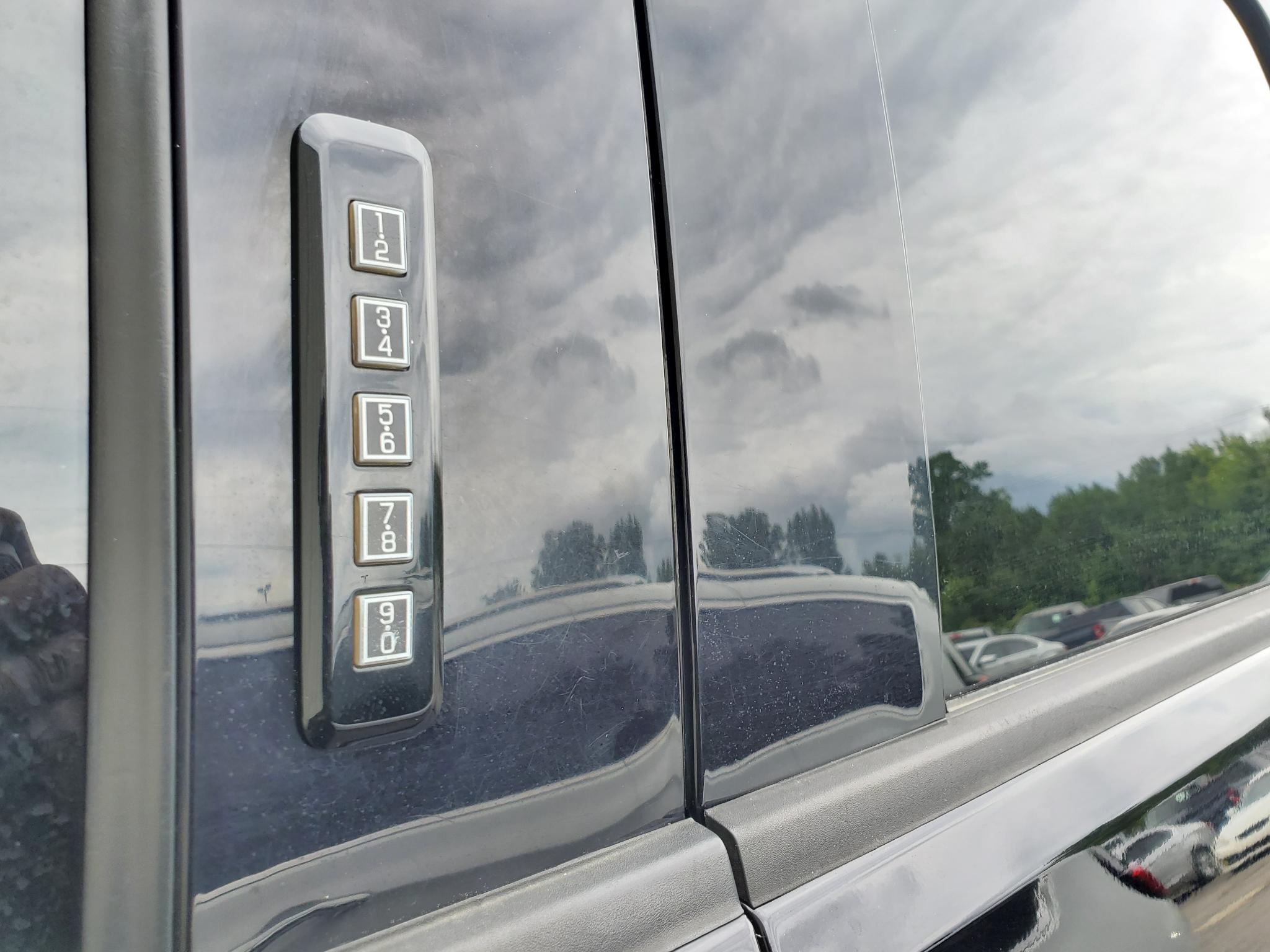 Ford F-150  2021