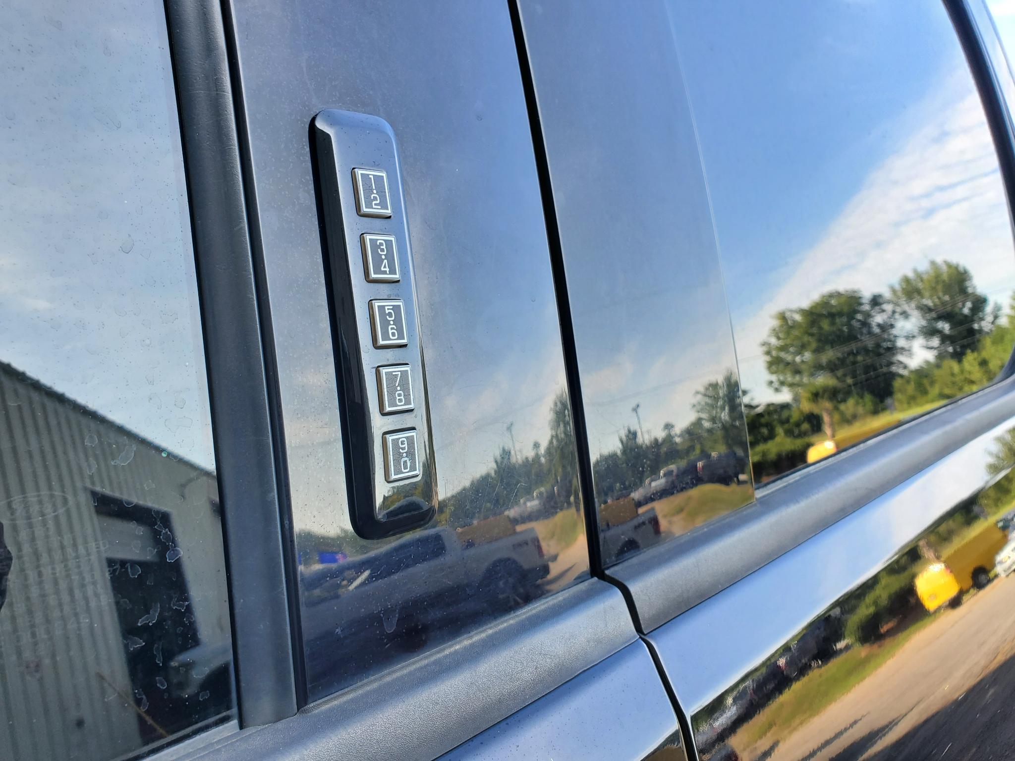 Ford F-150  2021