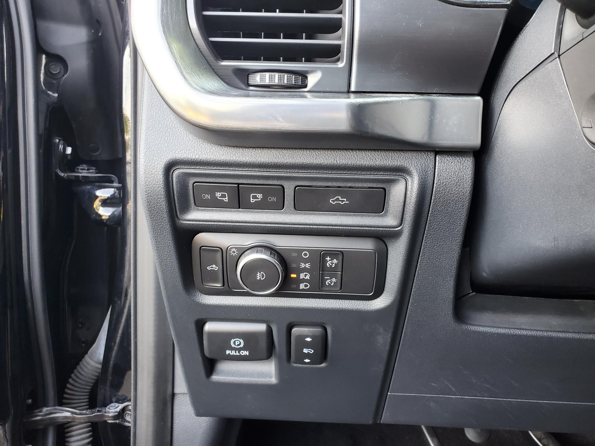 Ford F-150  2021