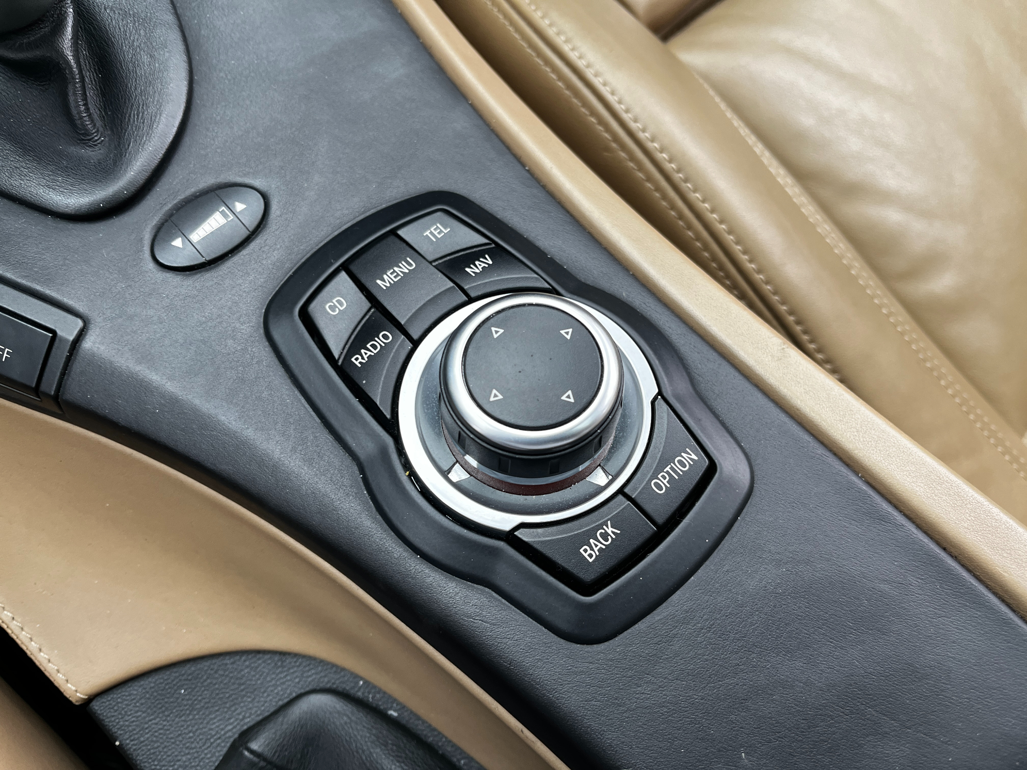 BMW M3 Competition Sedan 2011