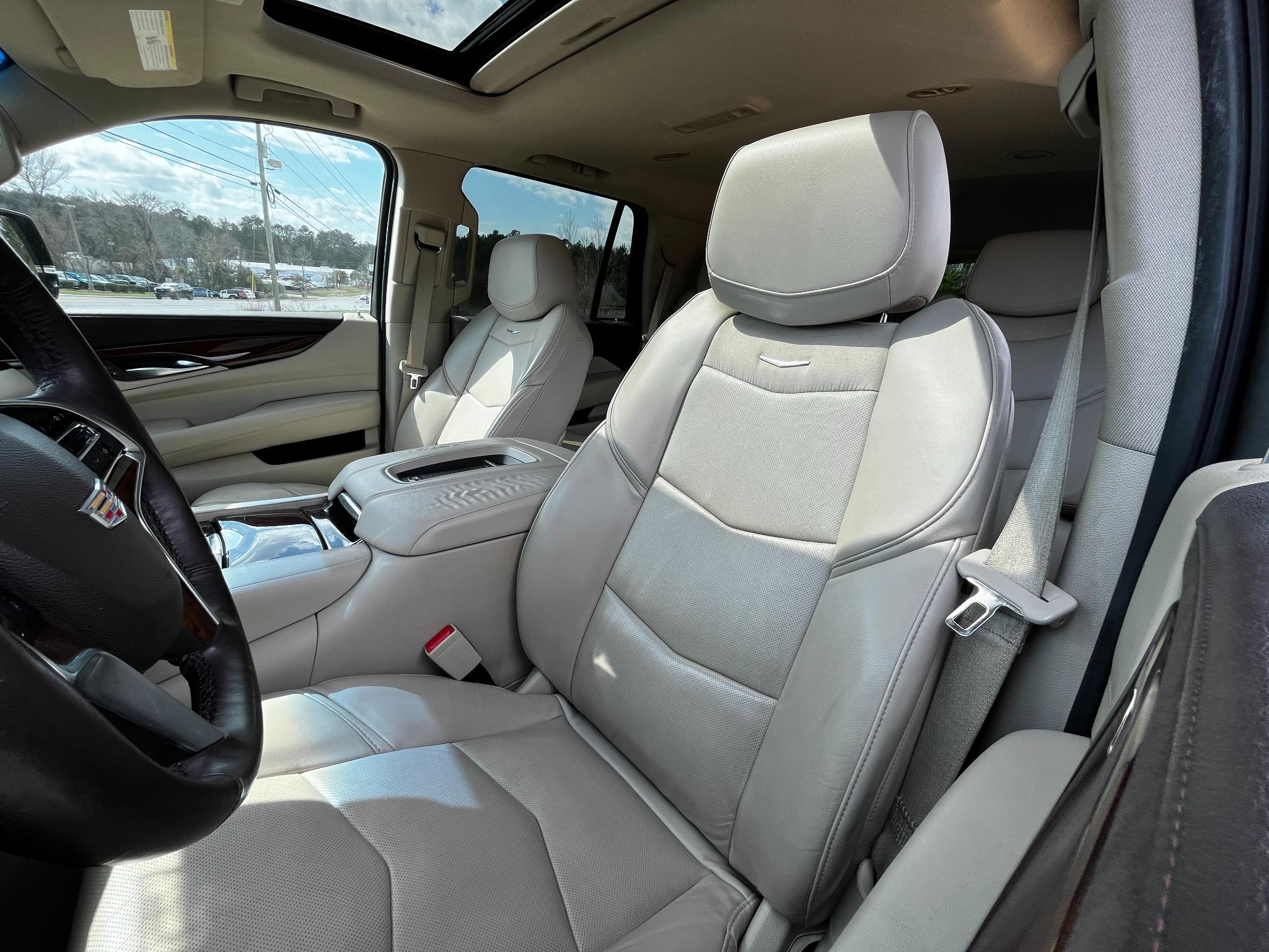 Cadillac Escalade Luxury 2017