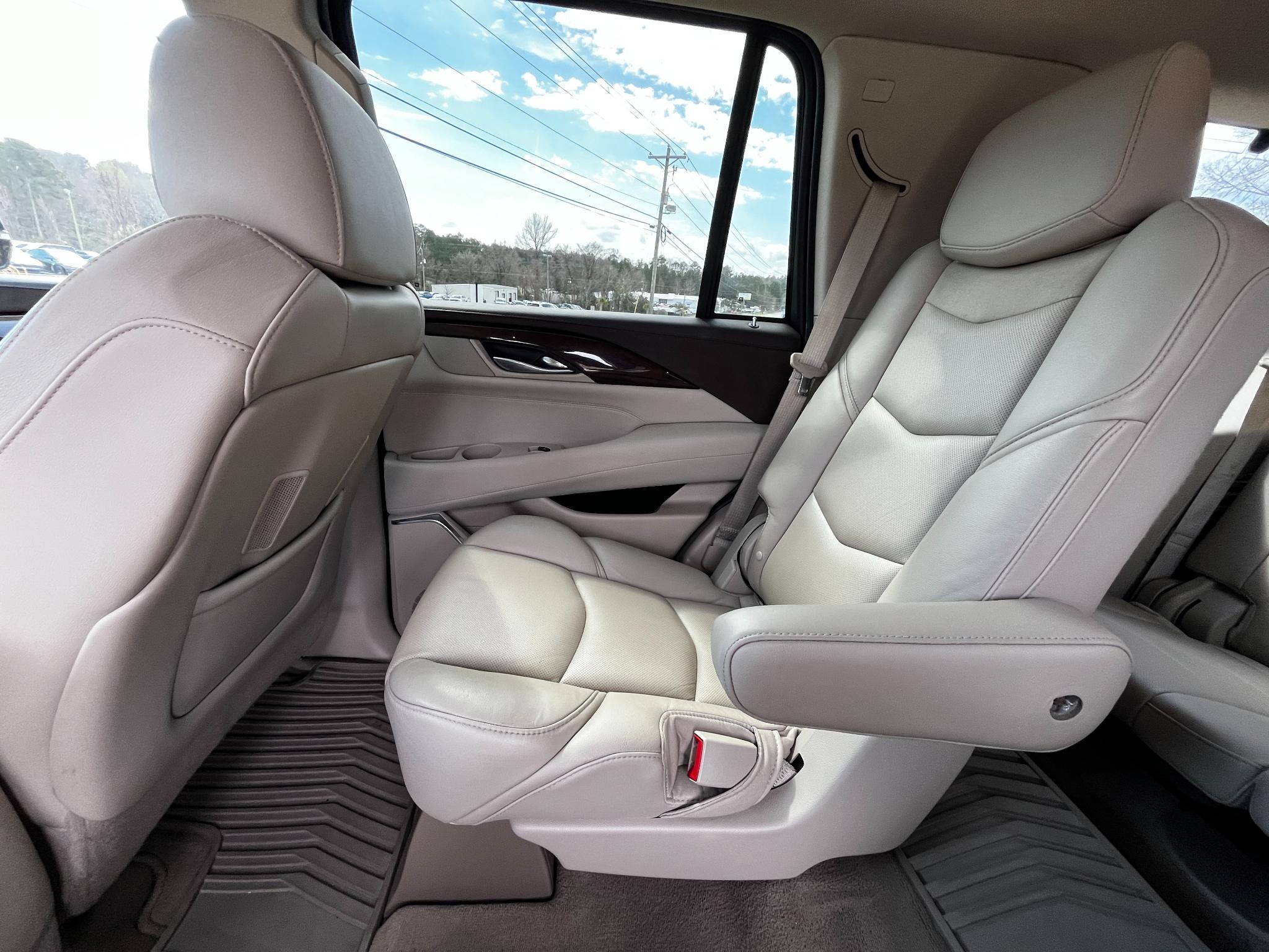 Cadillac Escalade Luxury 2017