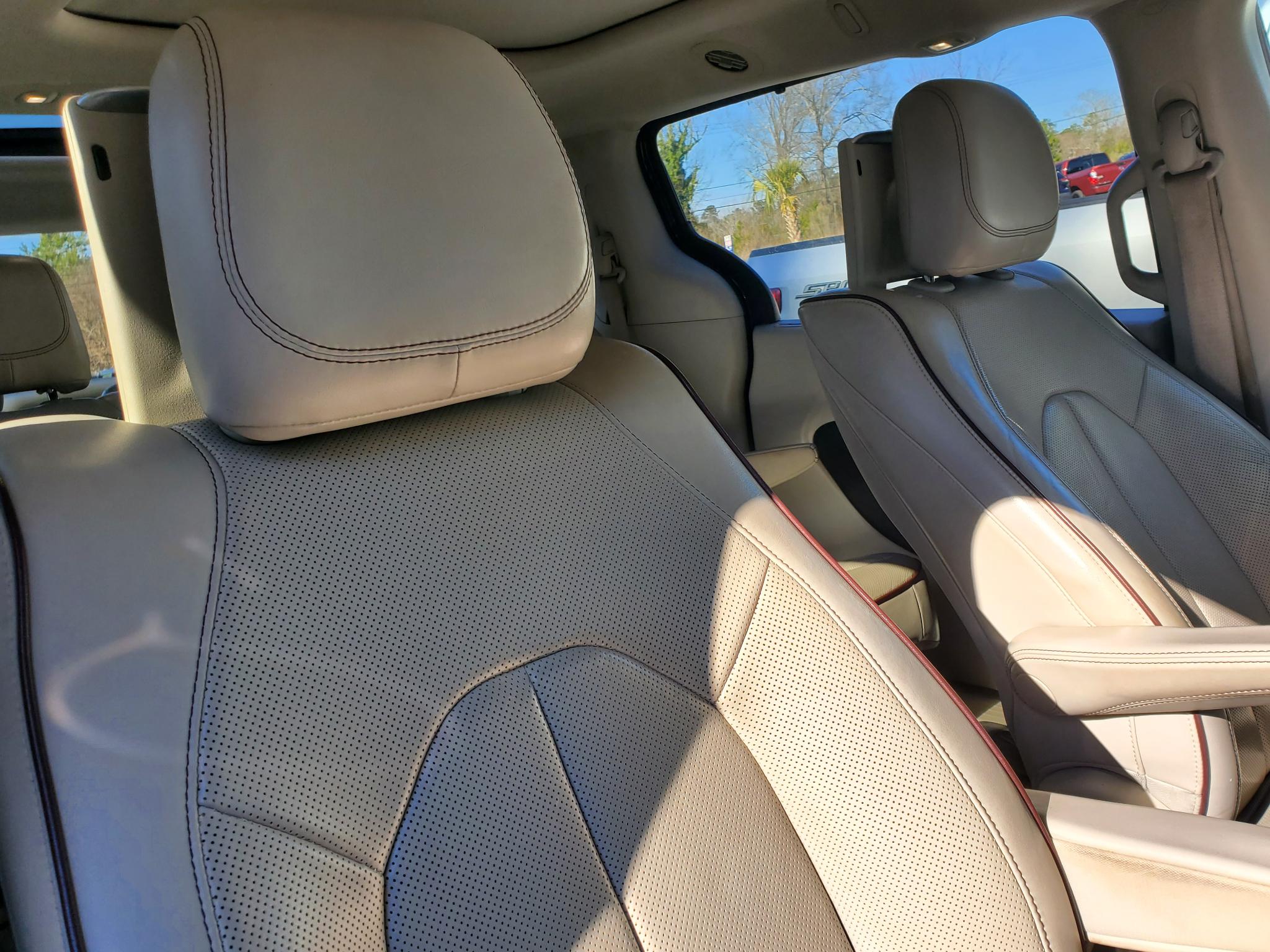 Chrysler Pacifica Limited 2018