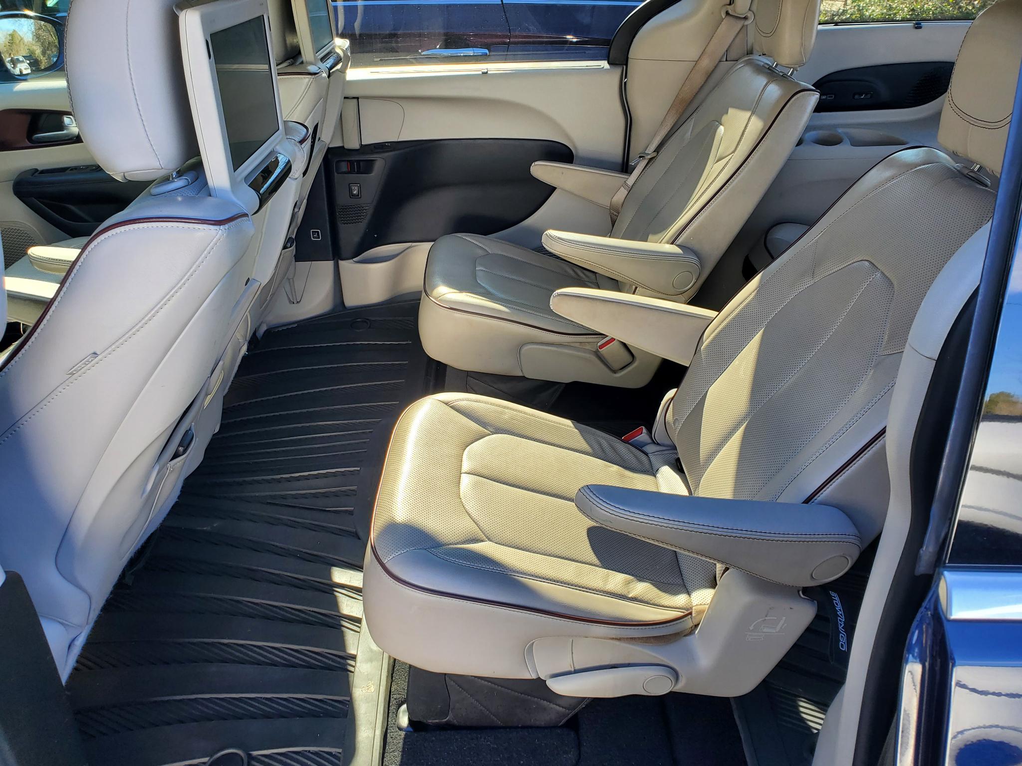 Chrysler Pacifica Limited 2018