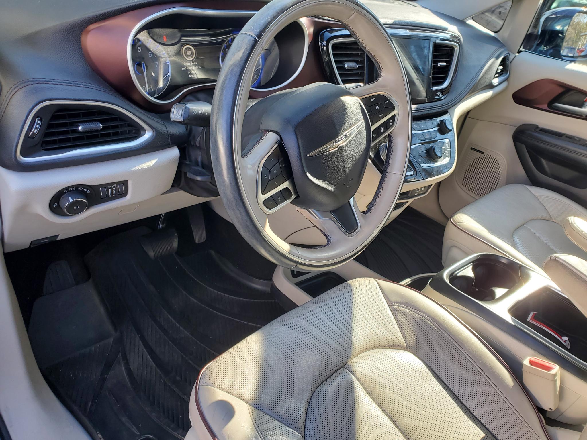 Chrysler Pacifica Limited 2018