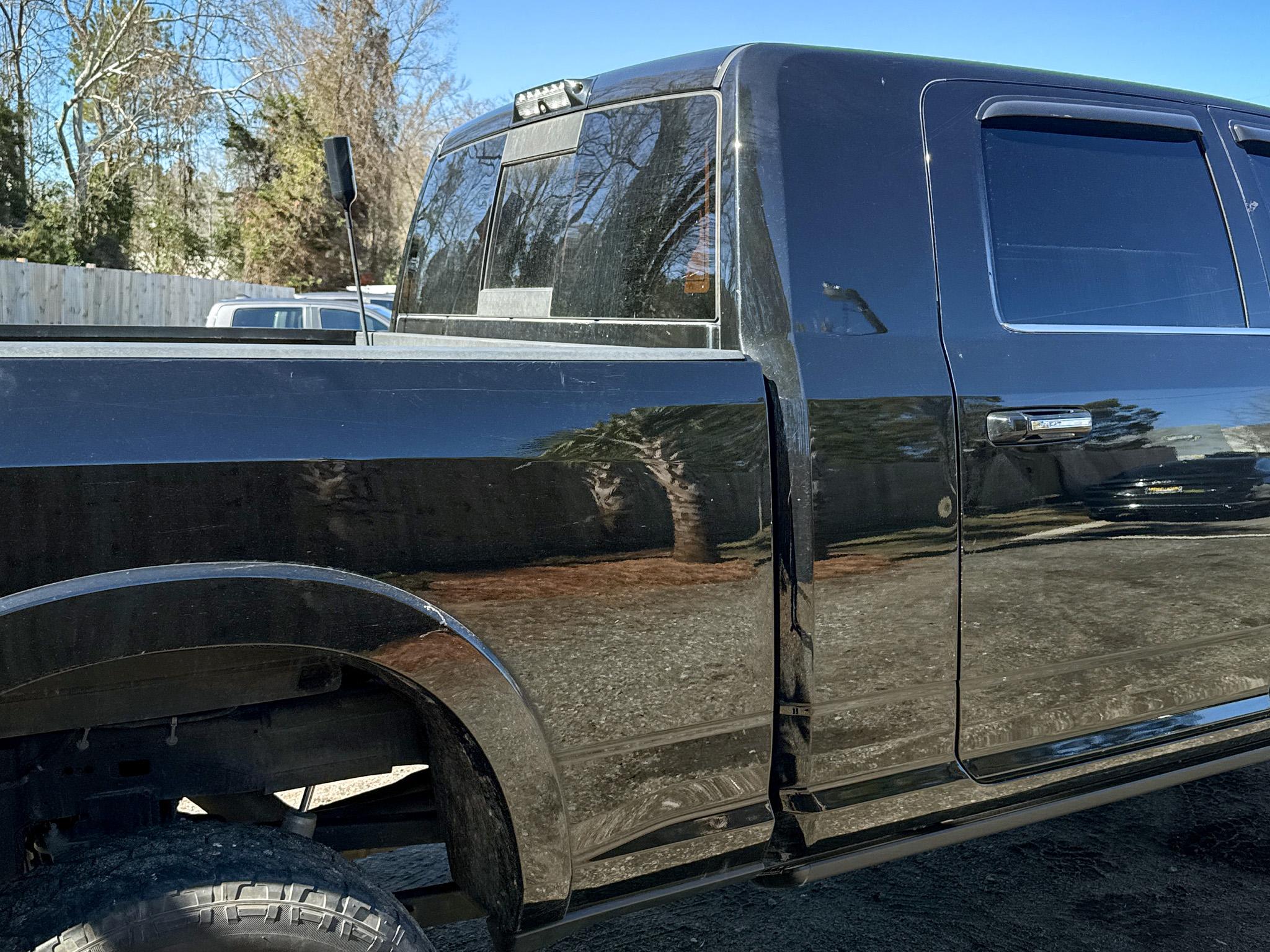 RAM 2500 Longhorn 4x4 Mega Cab 6'4" Box 2020