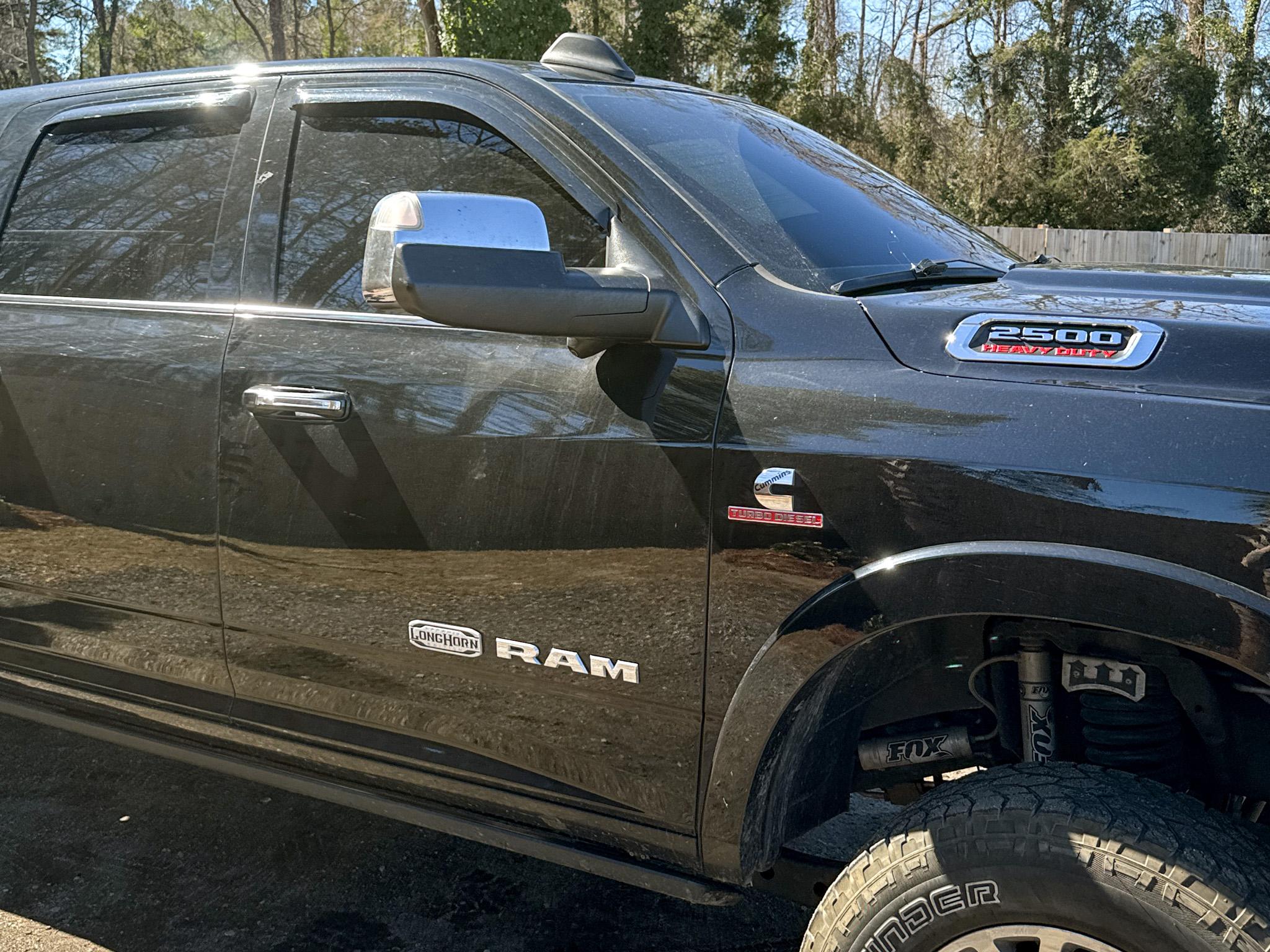 RAM 2500 Longhorn 4x4 Mega Cab 6'4" Box 2020