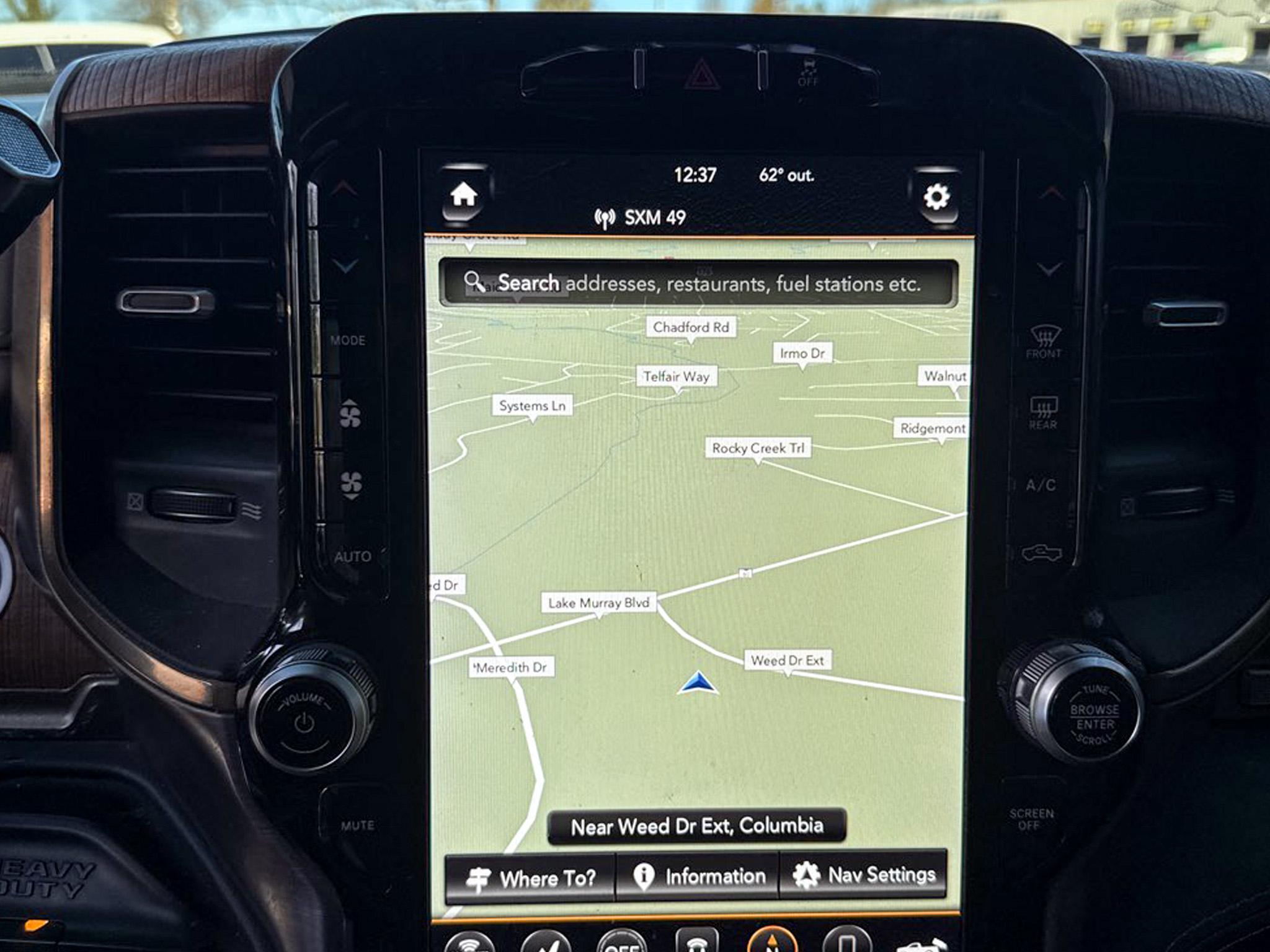 RAM 2500 Longhorn 4x4 Mega Cab 6'4" Box 2020