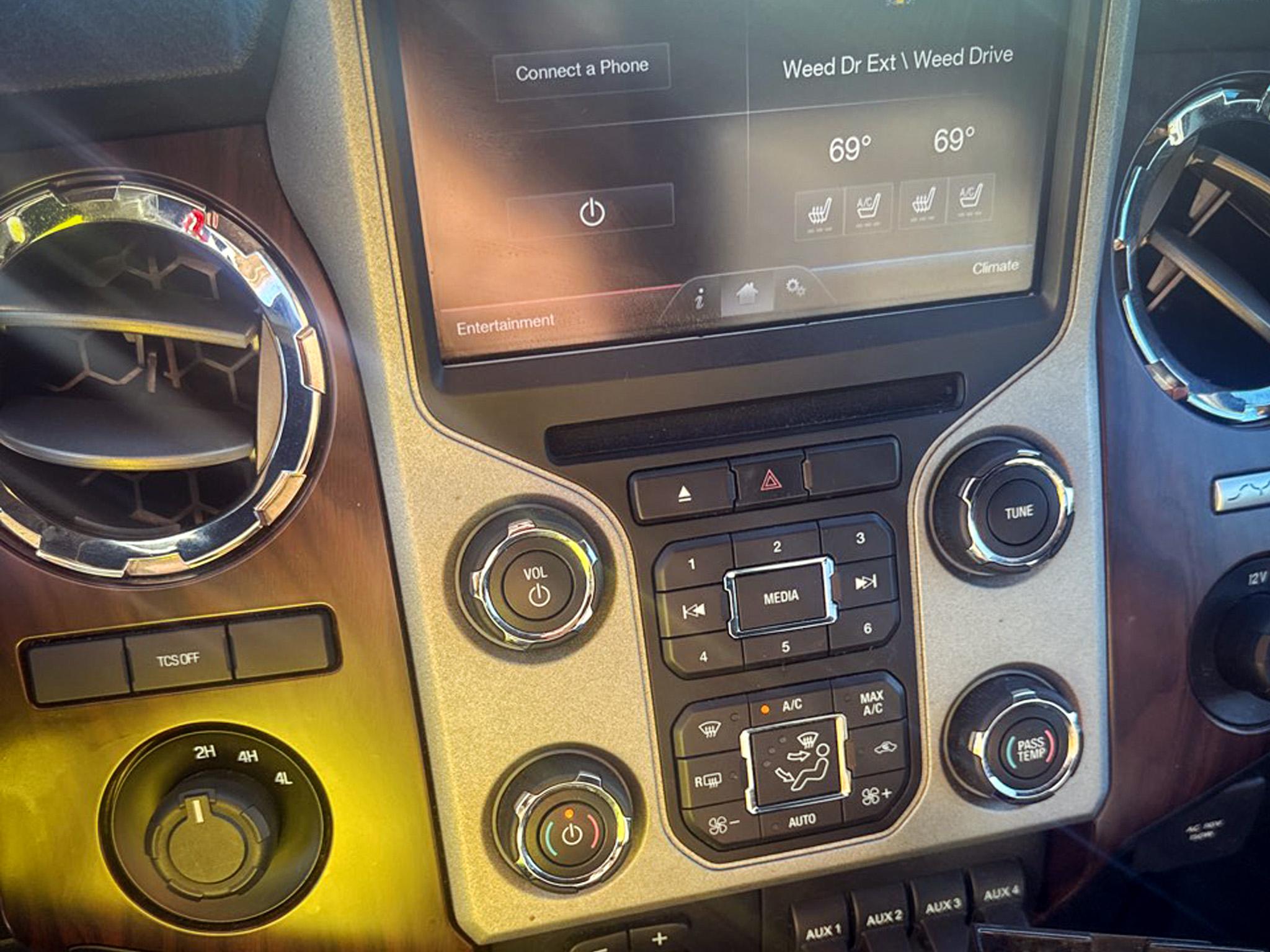 Ford Super Duty F-350 DRW  2016