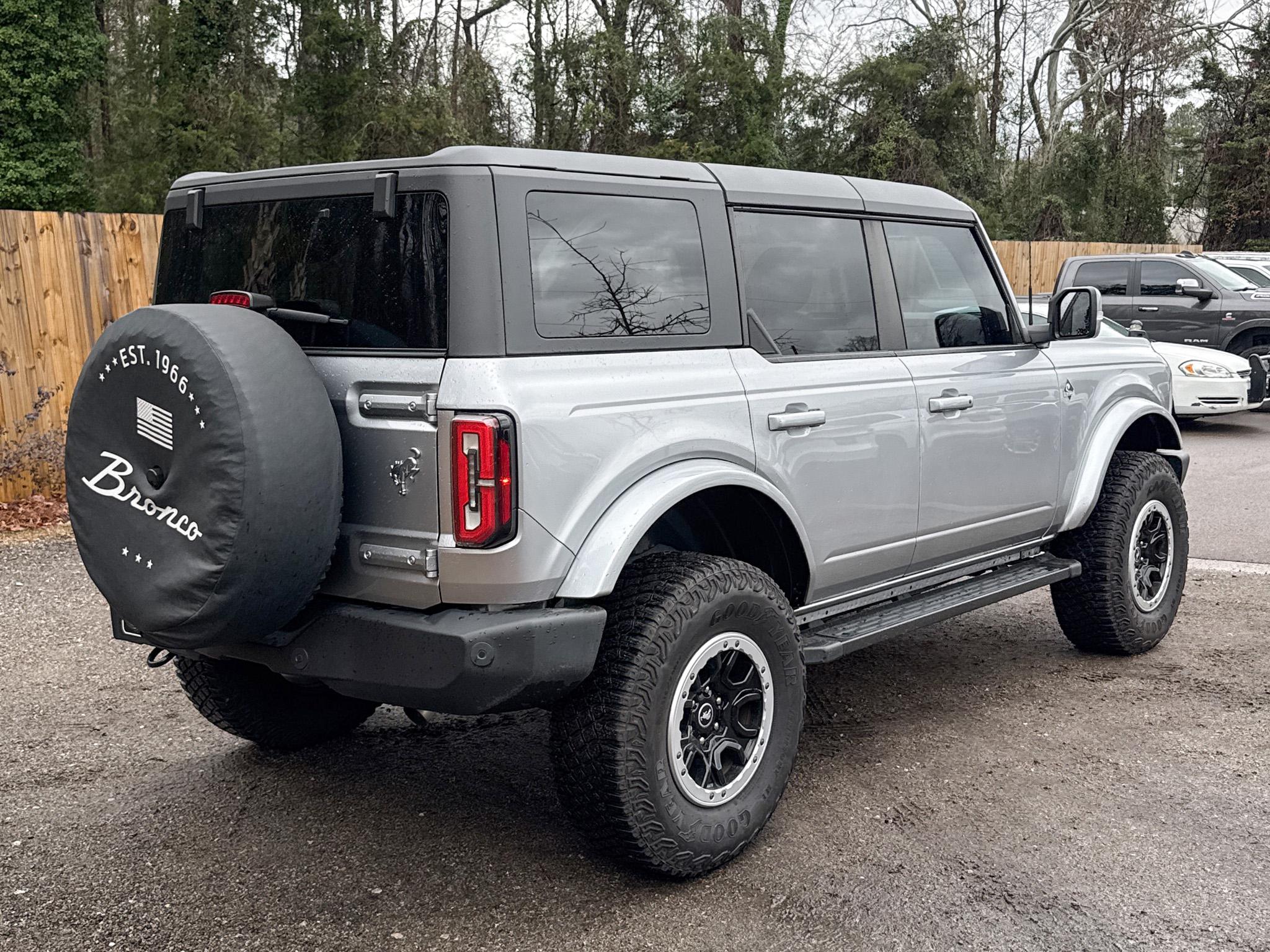 Ford Bronco Outer Banks 4 Door Advanced 4x4 2023