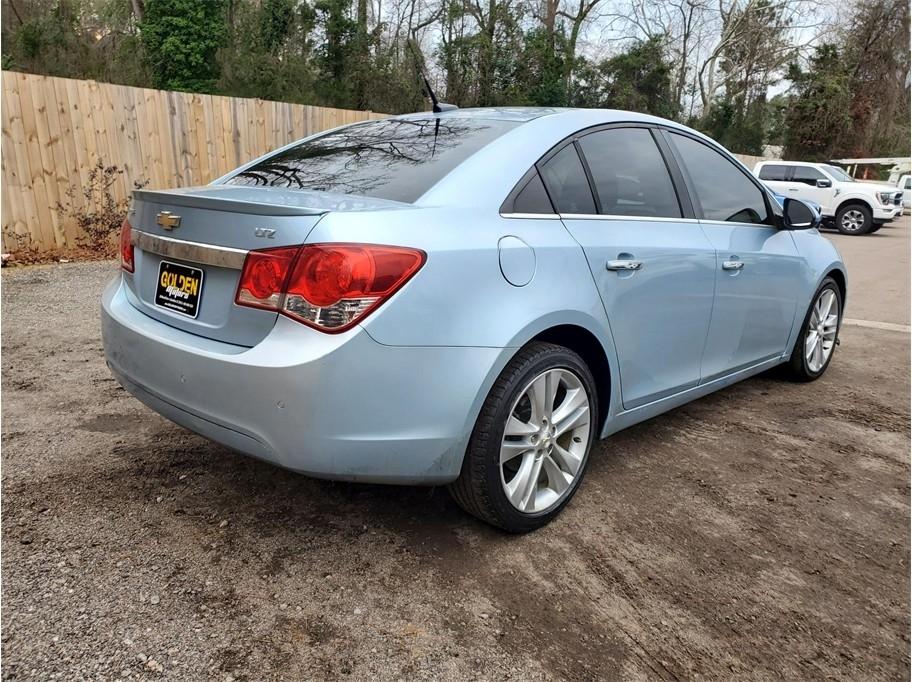 Chevrolet Cruze 4dr Sdn LTZ 2011