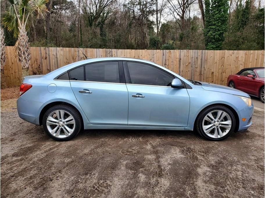 Chevrolet Cruze 4dr Sdn LTZ 2011