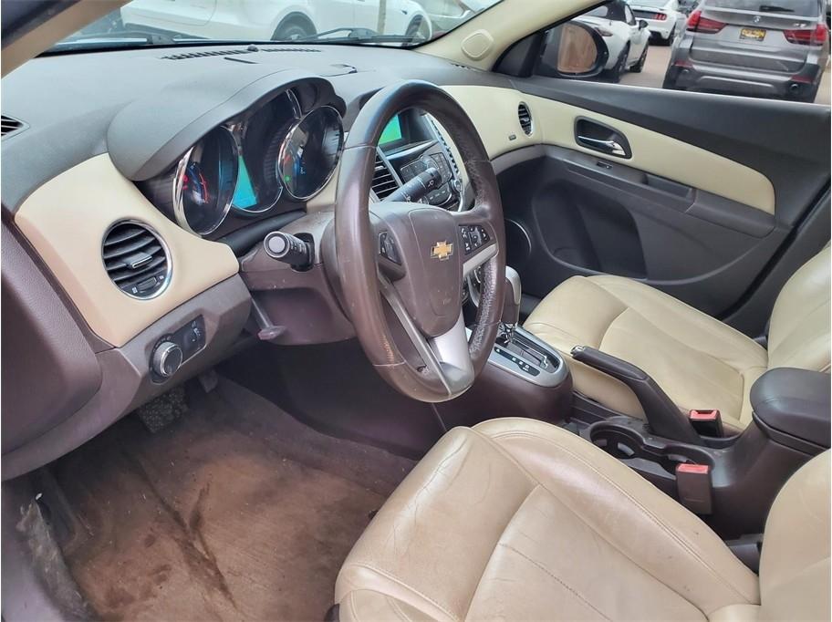 Chevrolet Cruze 4dr Sdn LTZ 2011