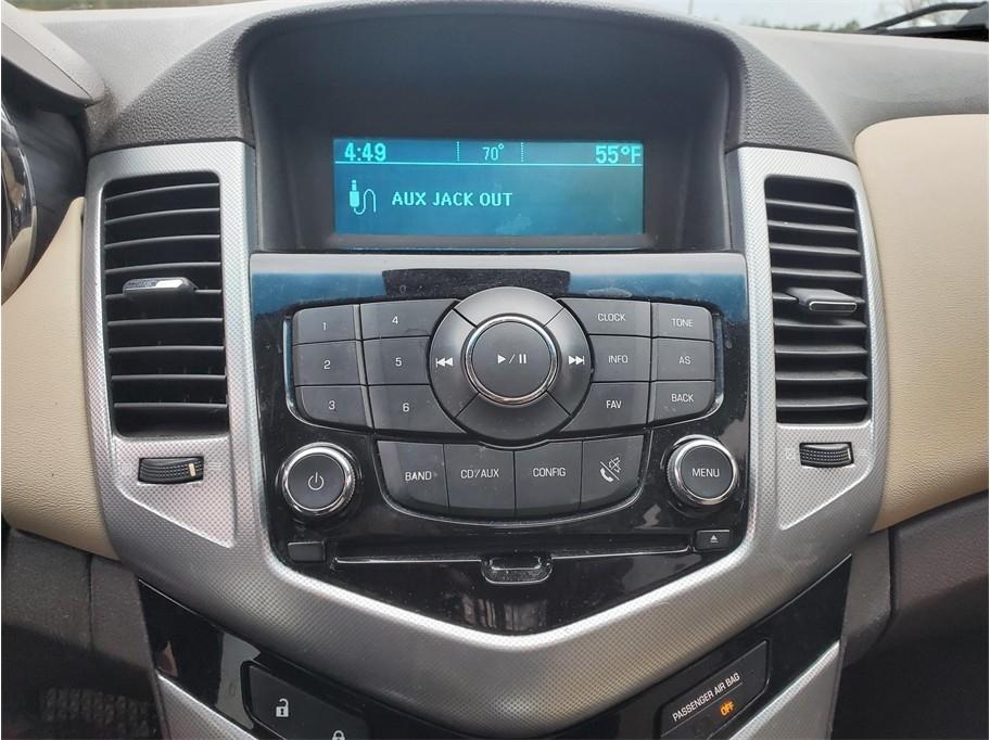 Chevrolet Cruze 4dr Sdn LTZ 2011