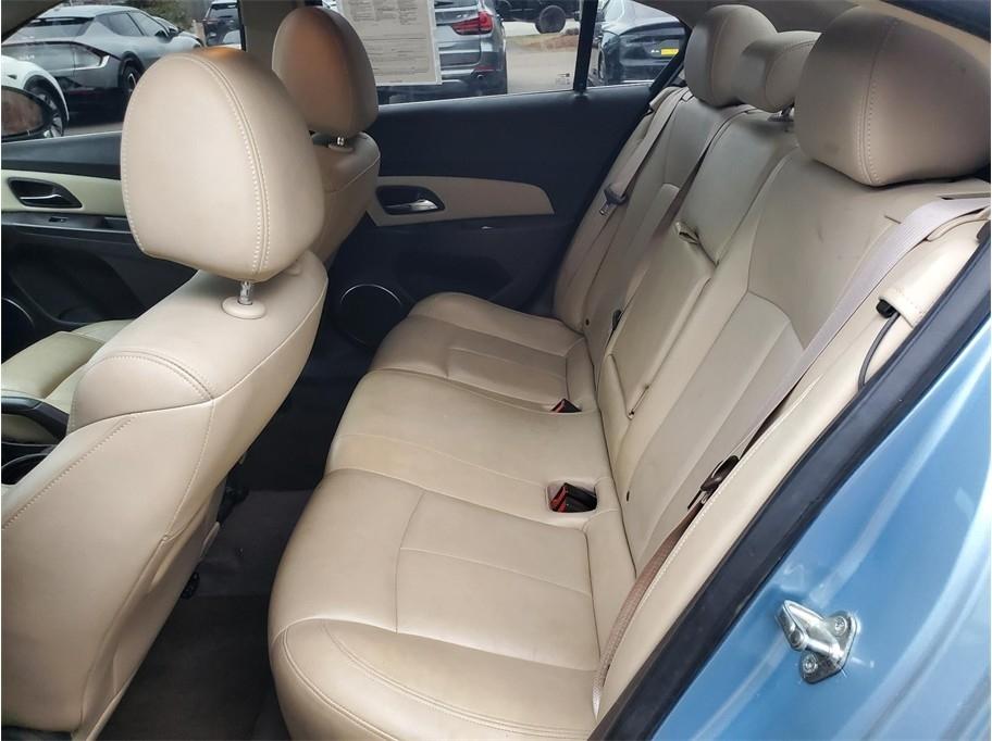 Chevrolet Cruze 4dr Sdn LTZ 2011