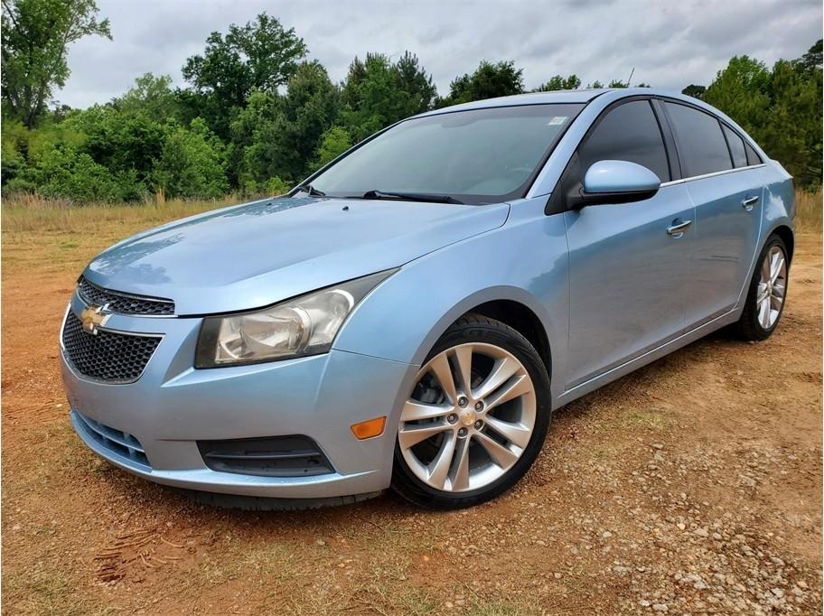 Chevrolet Cruze 4dr Sdn LTZ 2011