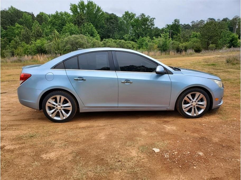 Chevrolet Cruze 4dr Sdn LTZ 2011